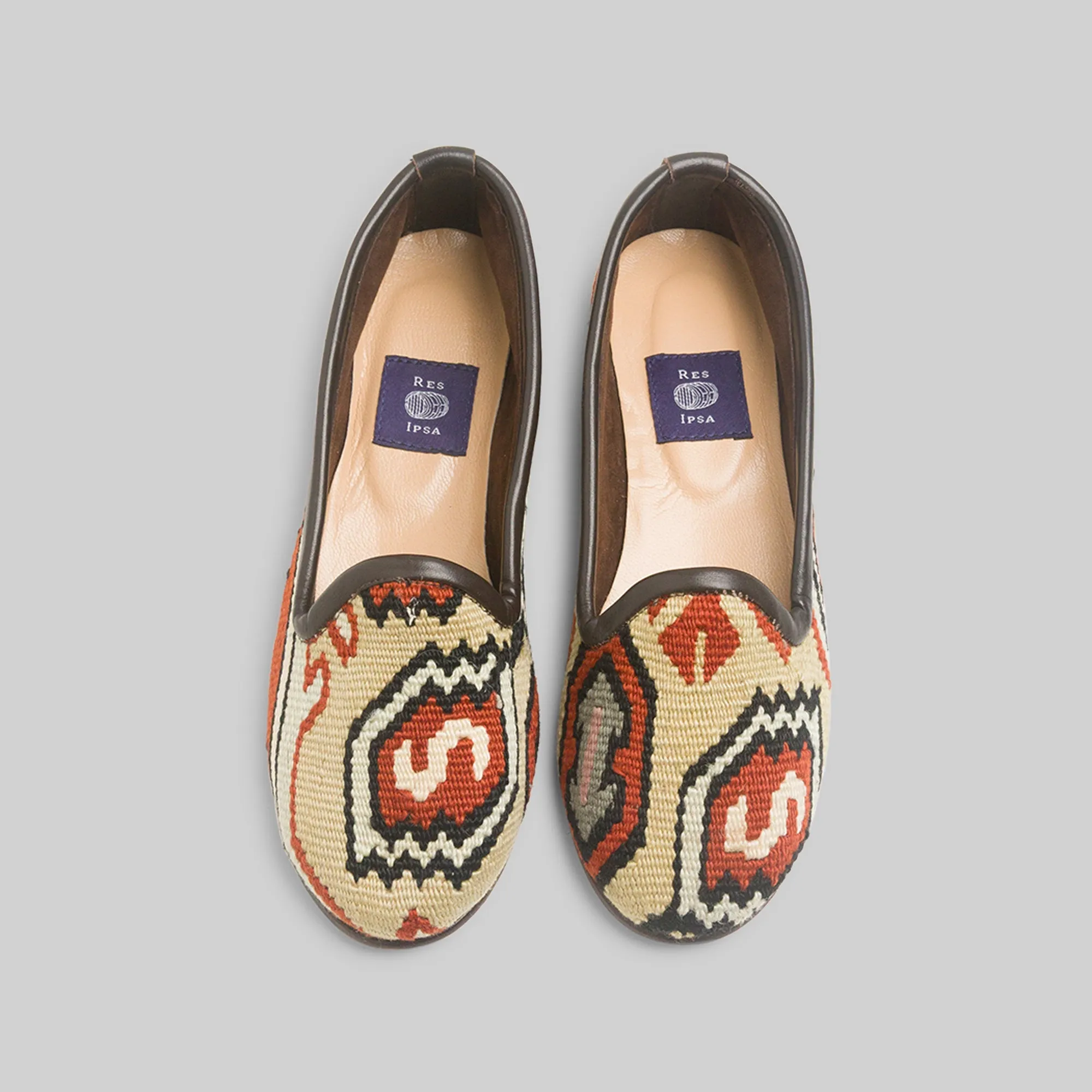 Women's Kilim Loafer Size 6 Flexible Sole