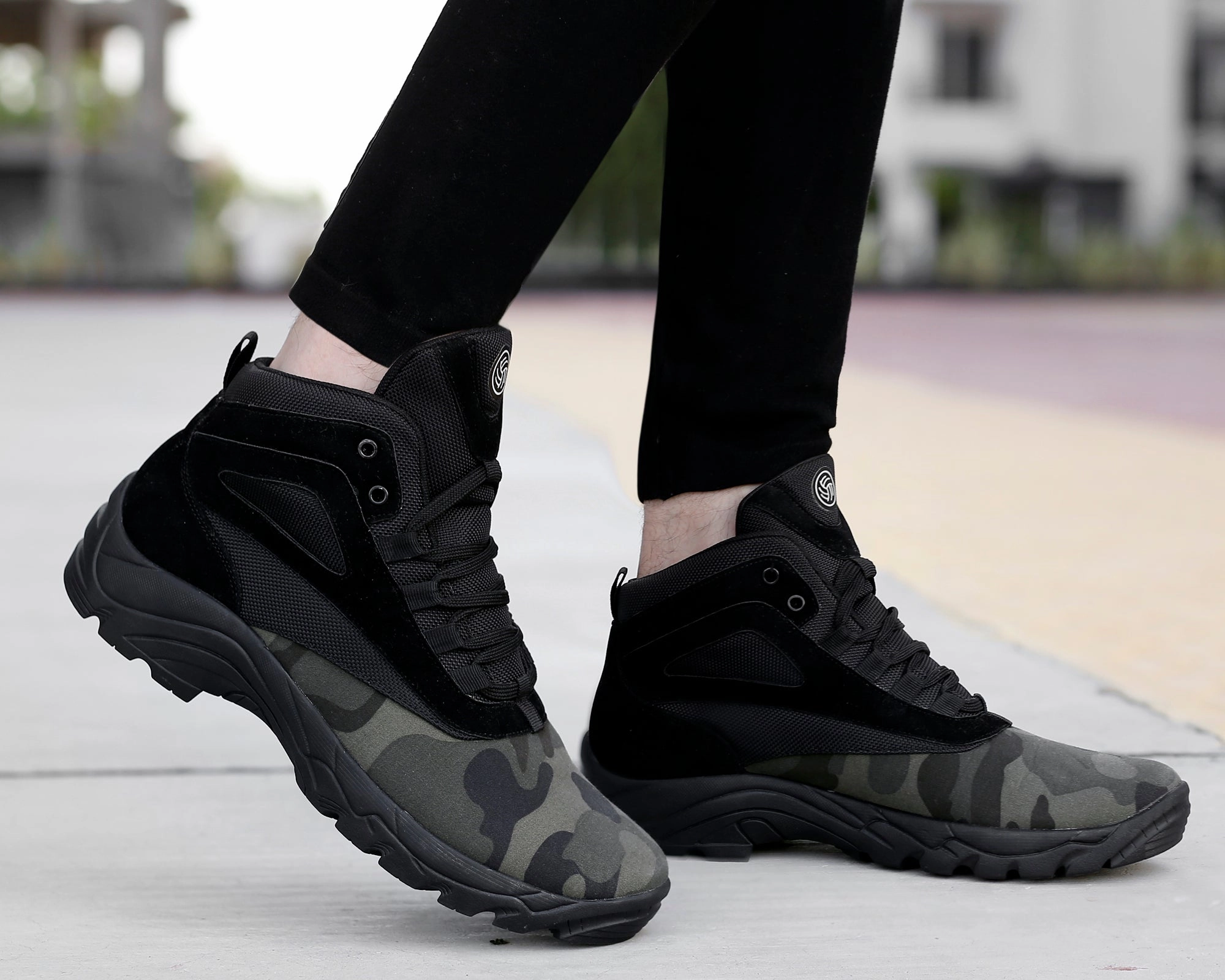 Daily Wear Rugged Built Outdoor Trek Bacca Bucci Hunter 2.0