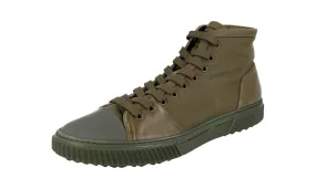 Prada Men's Green Stratus High-Top Sneaker 4T3122 Sleek lines
