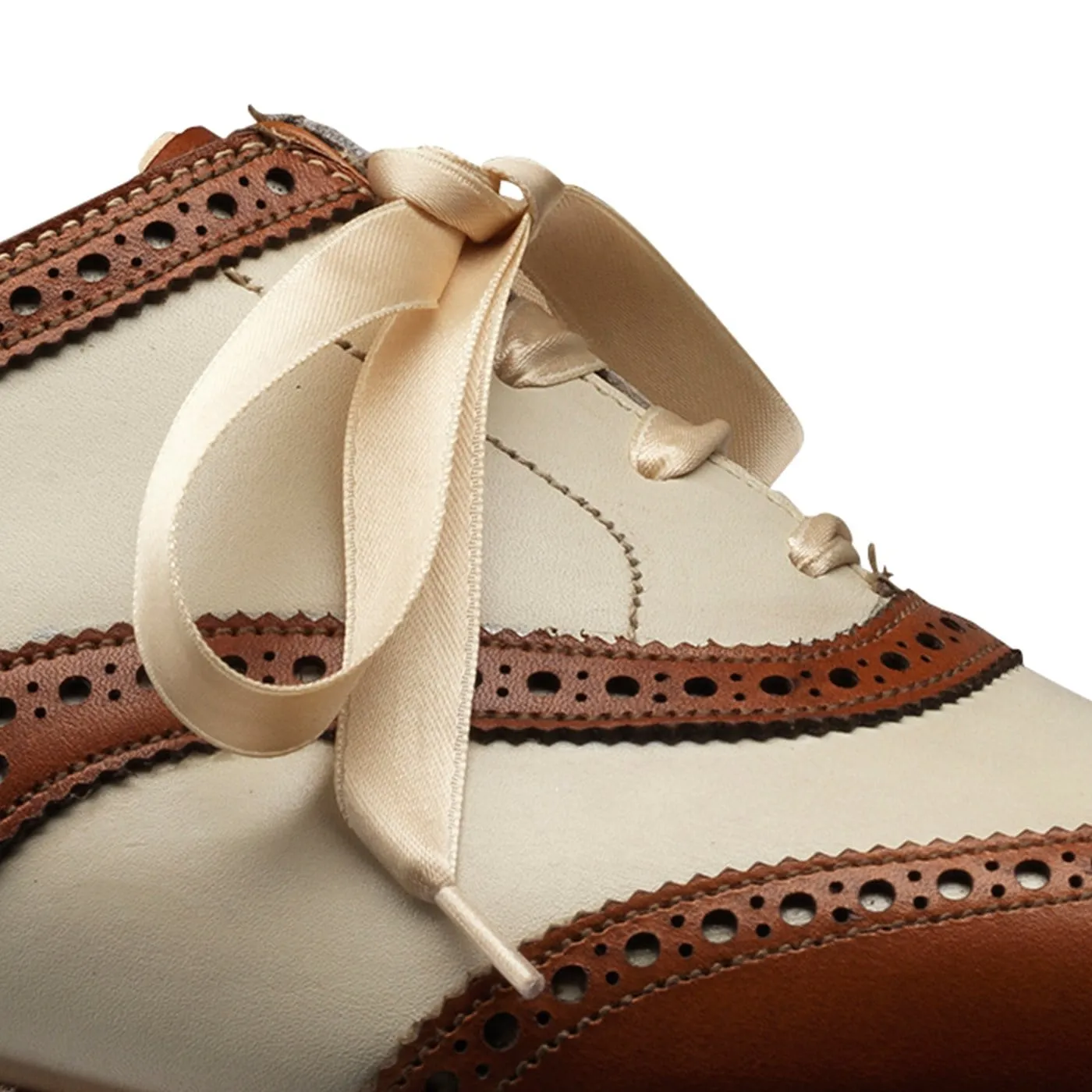 Alice Tan & Ivory Burnished Calf Long Wear Punctual Look