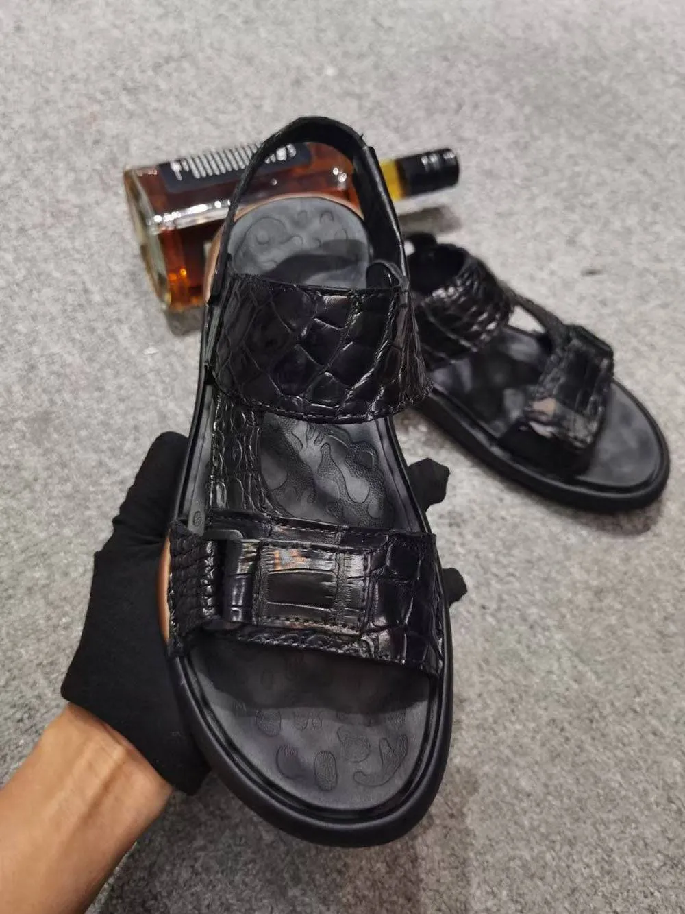 Supportive Design Flats work commute Crocodile Sandals ,Crocodile Leather Non-slip Sandals