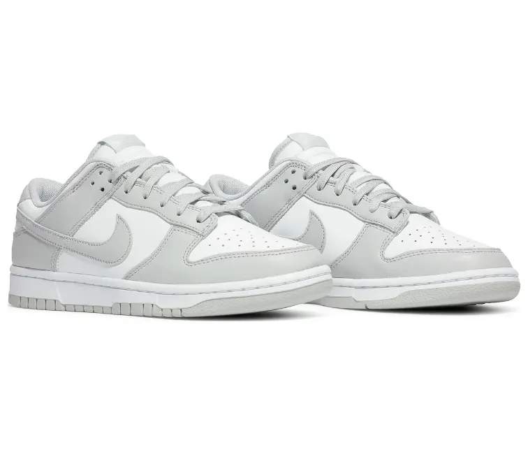 patterned shoes running for team goals Men's Nike Dunk Low Retro (Grey Fog)