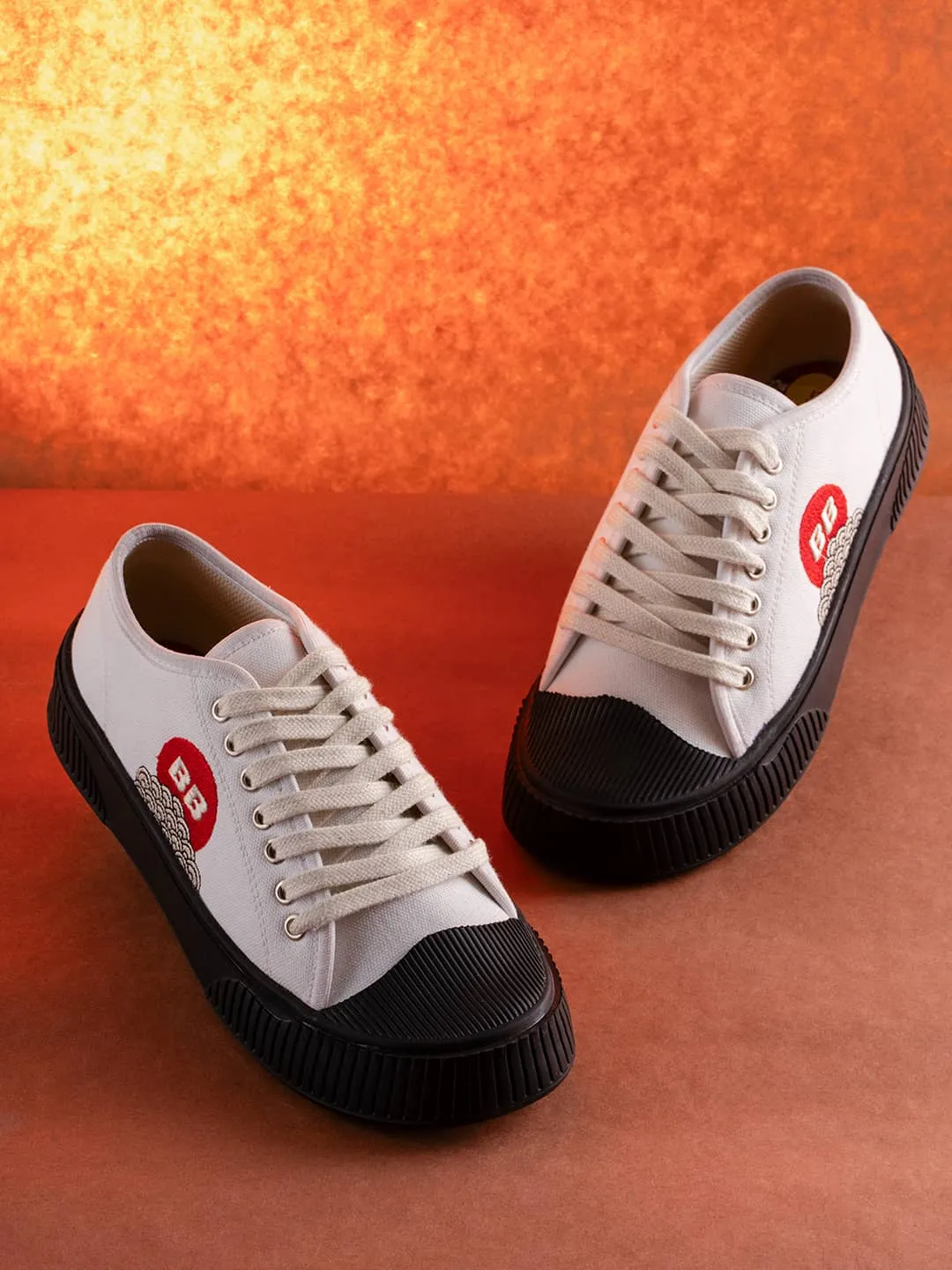 orthotic - friendly - design - compatibility shoes running speed training Bacca Bucci Kawaii Kicks Lace-up Sneakers