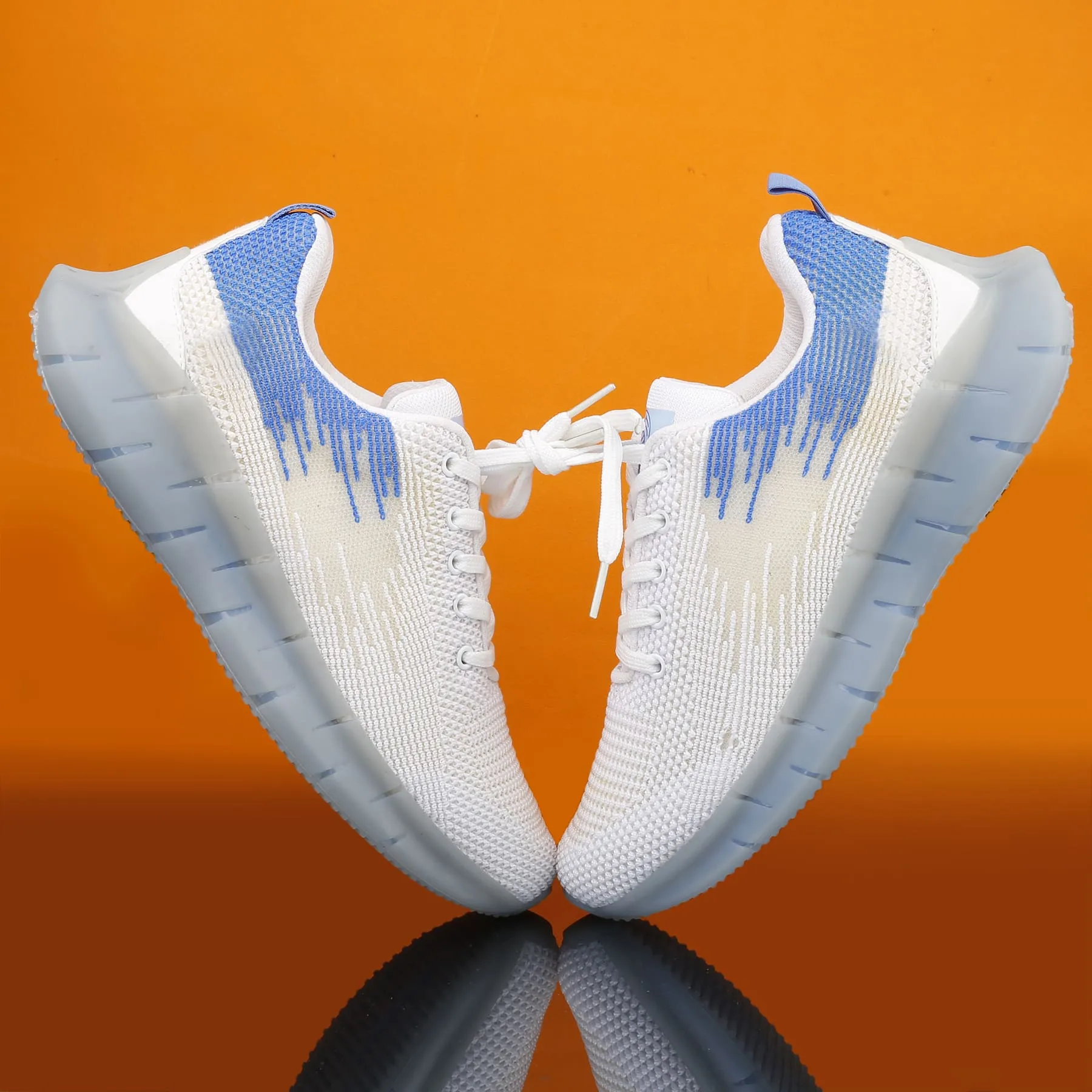 weekend - getaway running shoes Bacca Bucci Metaverse