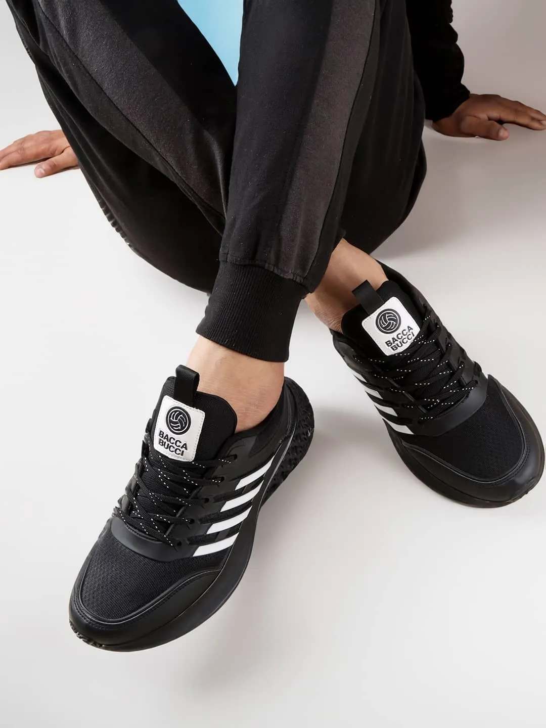 traction - enhanced running gear Bacca Bucci Night Glider