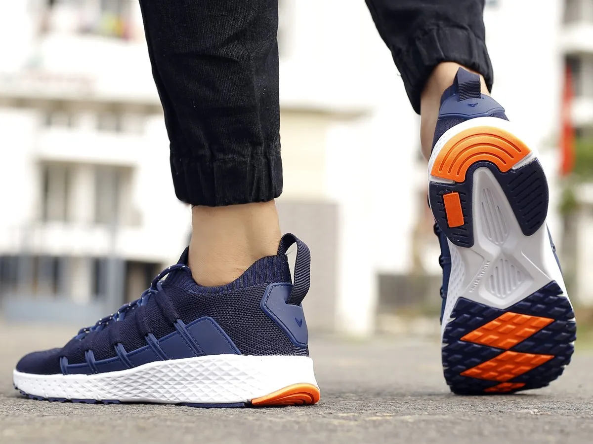 Bacca Bucci Stella running in various climates daily runner