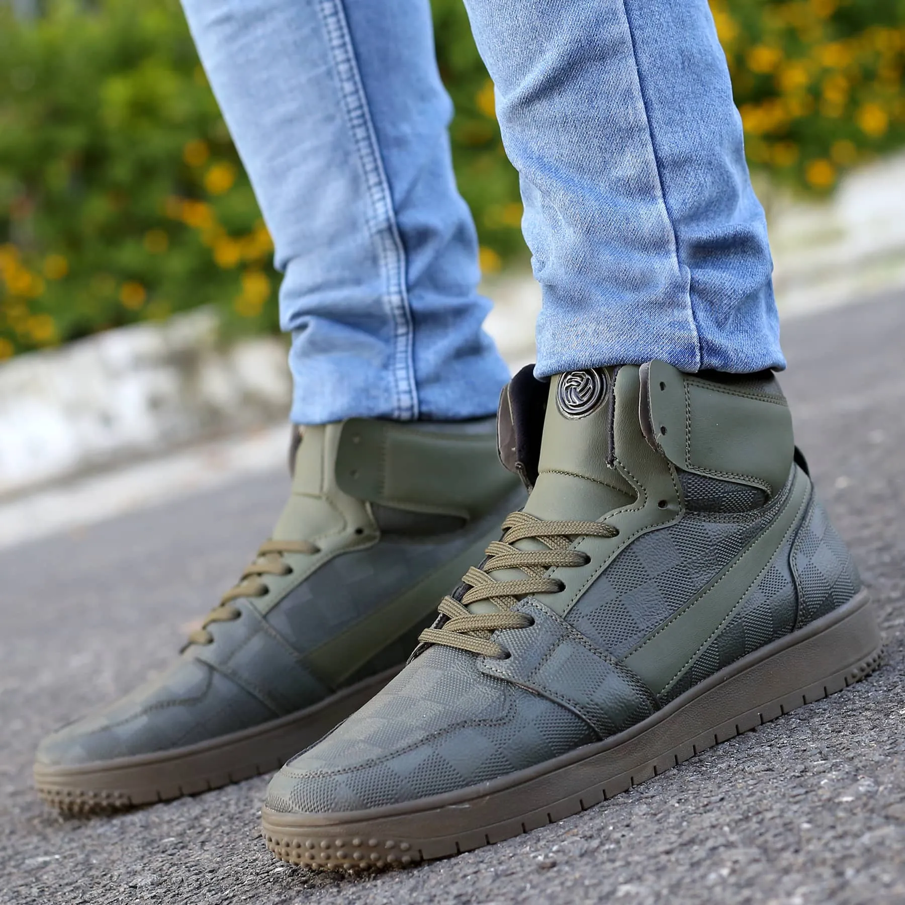 running in a suburban area shoes left - foot shoe Bacca Bucci Street Samurai