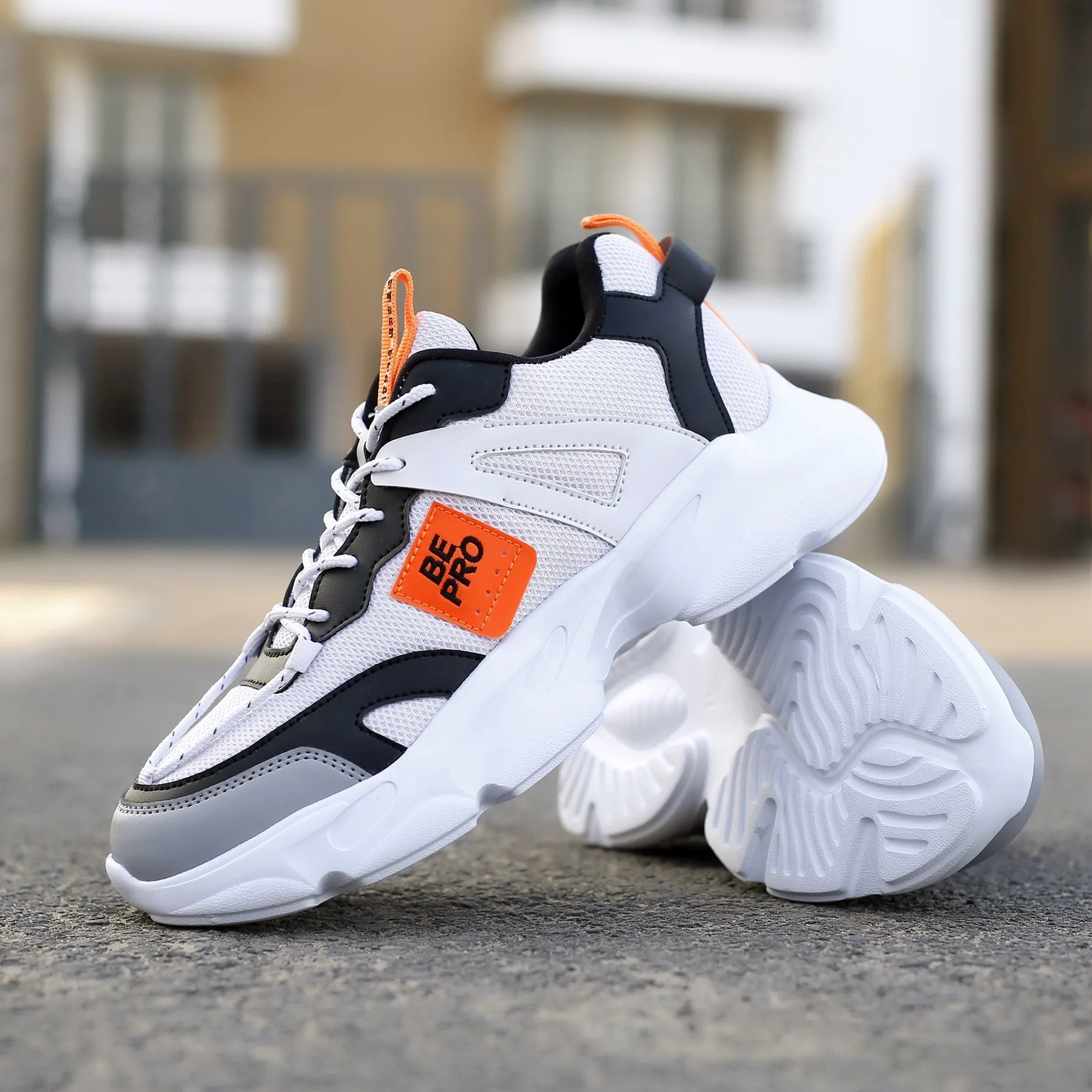 Responsive cushioning Bacca Bucci Super Rare