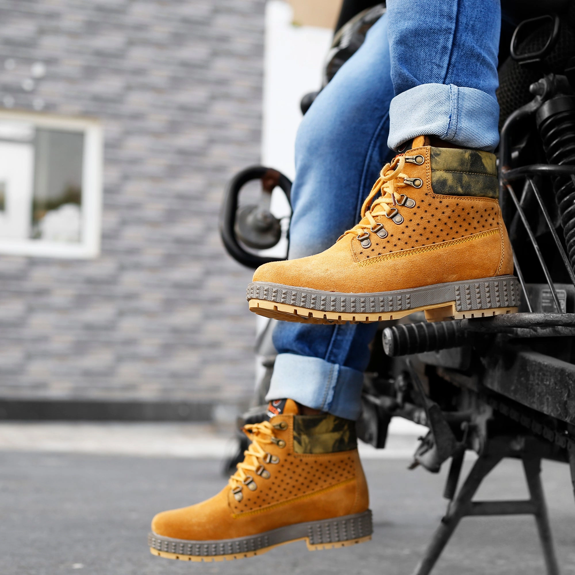 Bacca Bucci URBAN Suede Leather Boots | Durable Suede Leather for Extra Comfort & Breathability Quick Drying