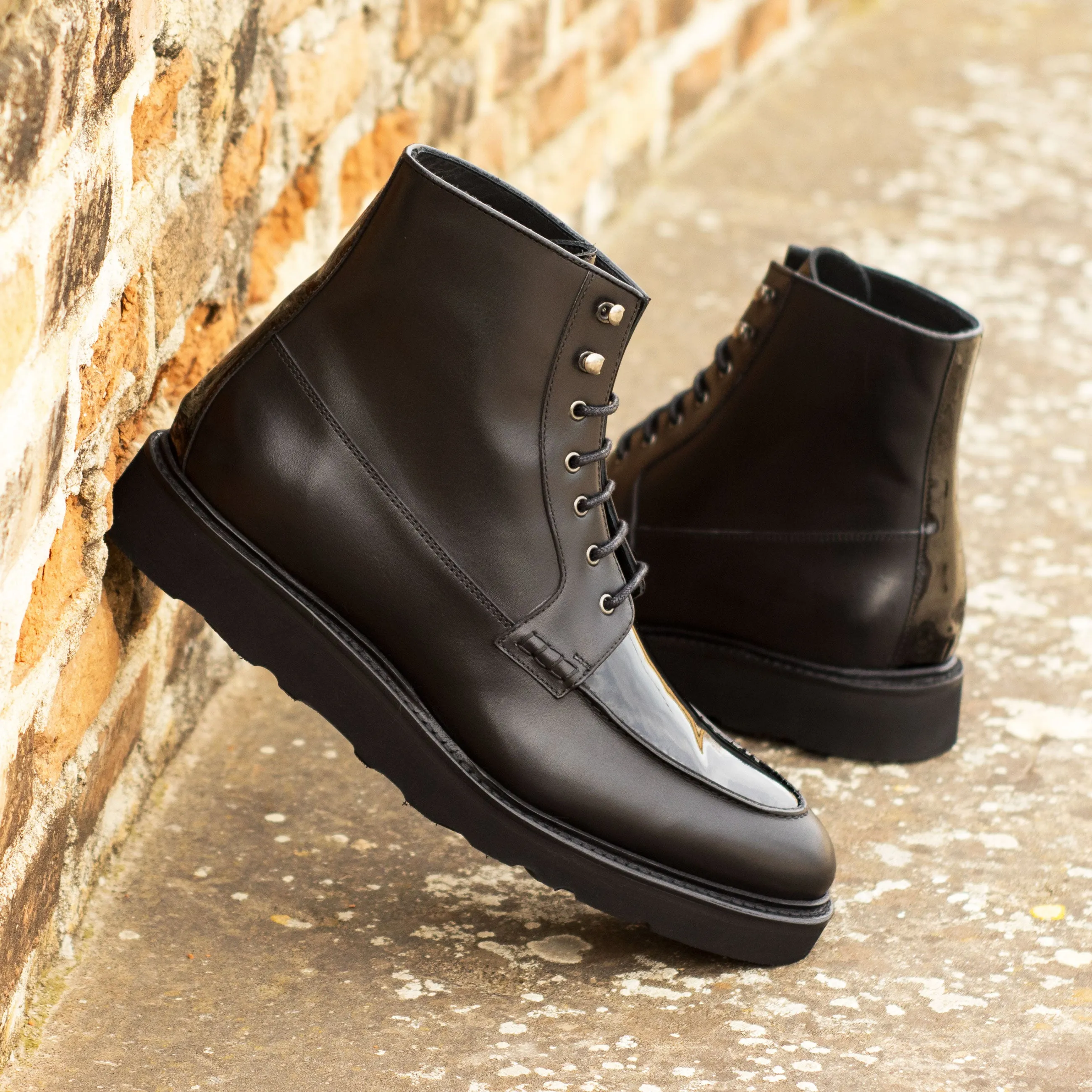 Black Box-Calf & Patent Leather Moc-Toe Boots Regular Use