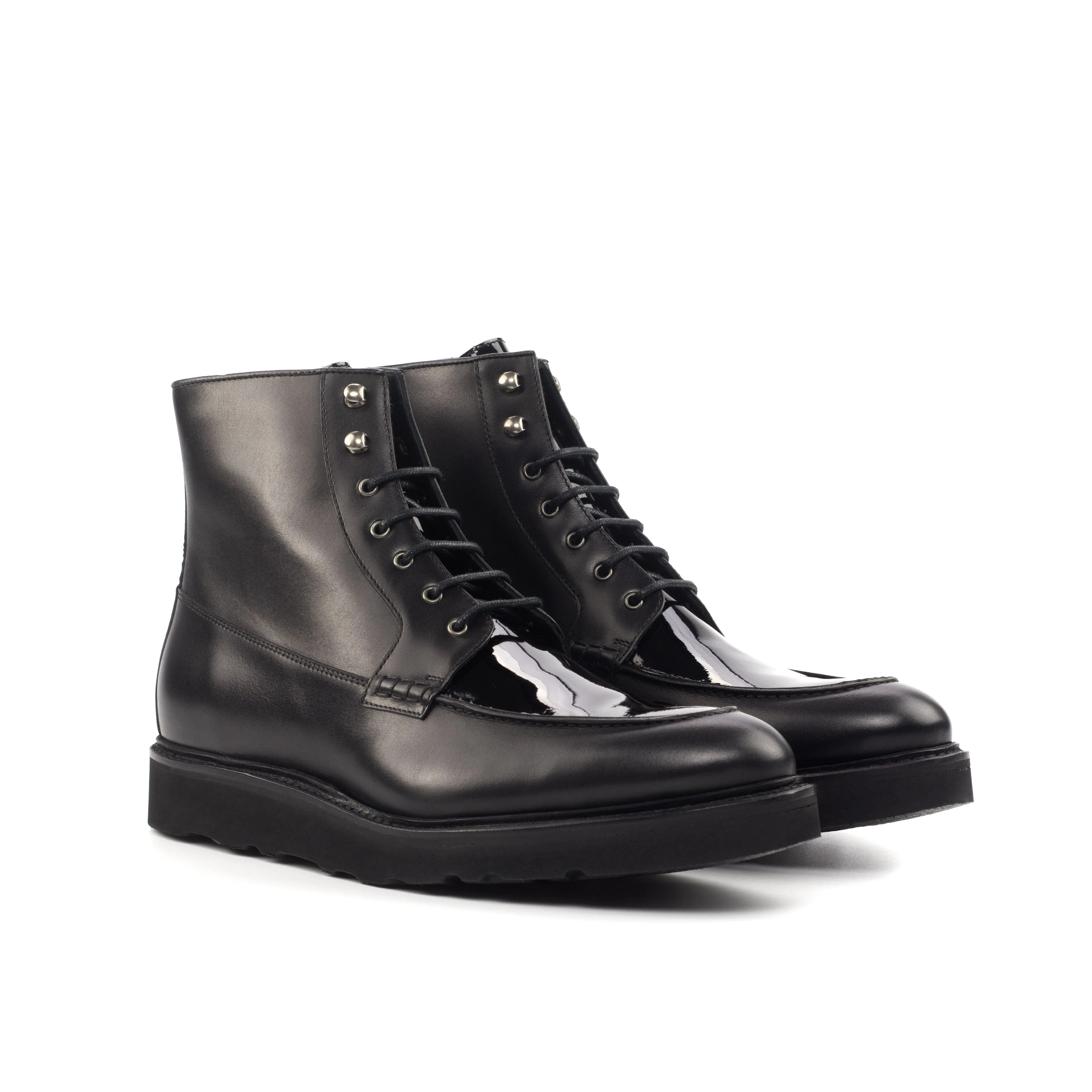 Winner Walk Versatile Looks Black Box-Calf & Patent Leather Moc-Toe Boots