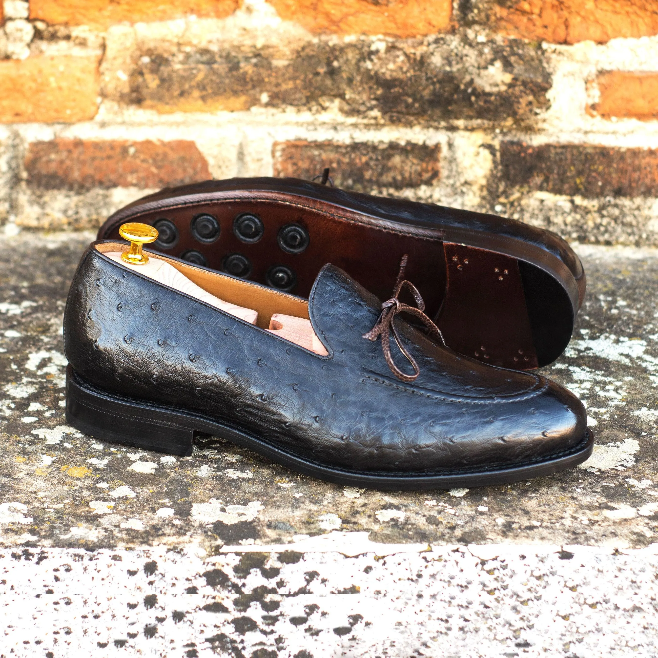 Black Ostrich Laced Loafer City Walk Legacy Fit