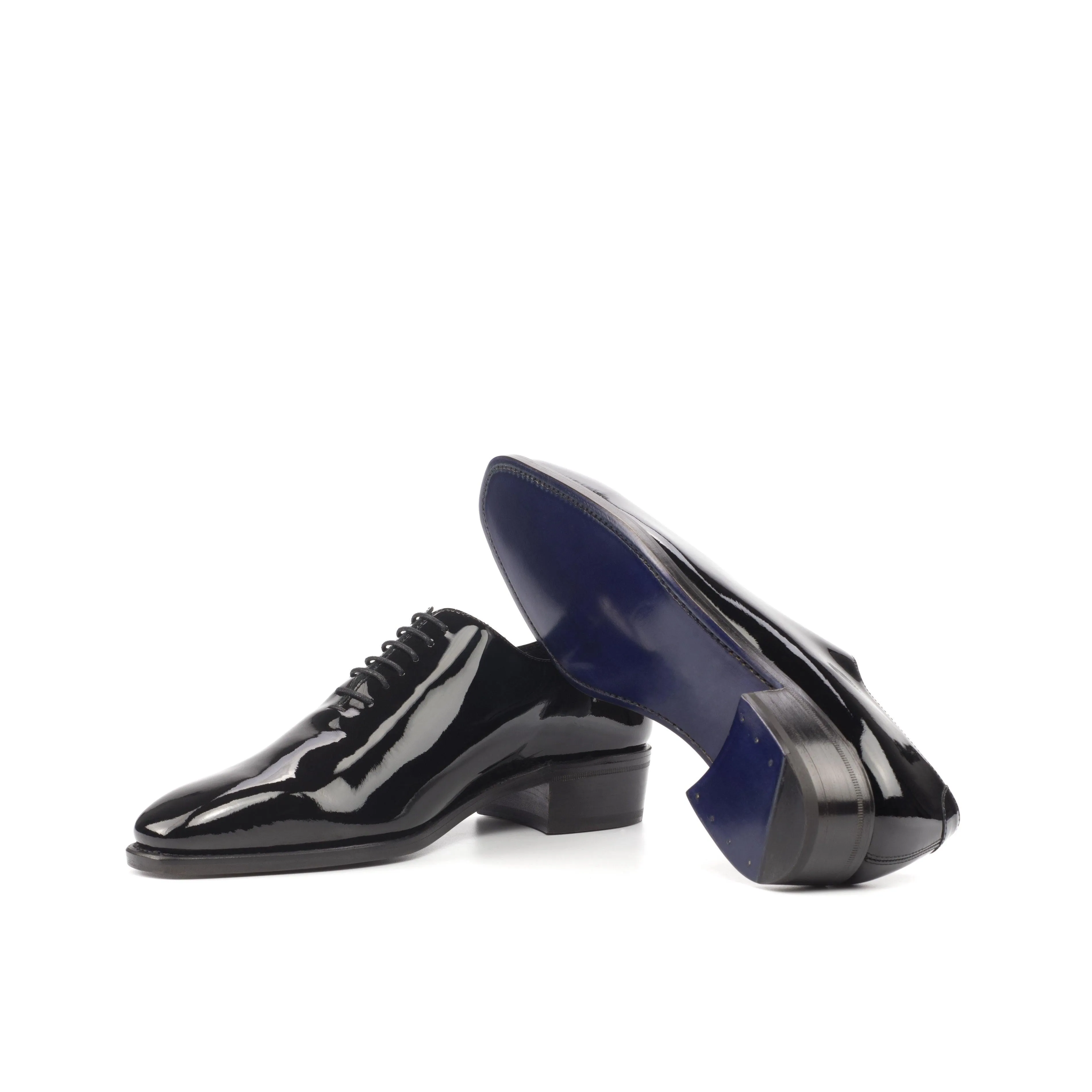 Black Patent Leather Wholecut Shoes with Cuban heel Airy Space