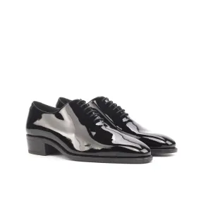 Sturdy Shade Awards Dinner Black Patent Leather Wholecut Shoes with Cuban heel