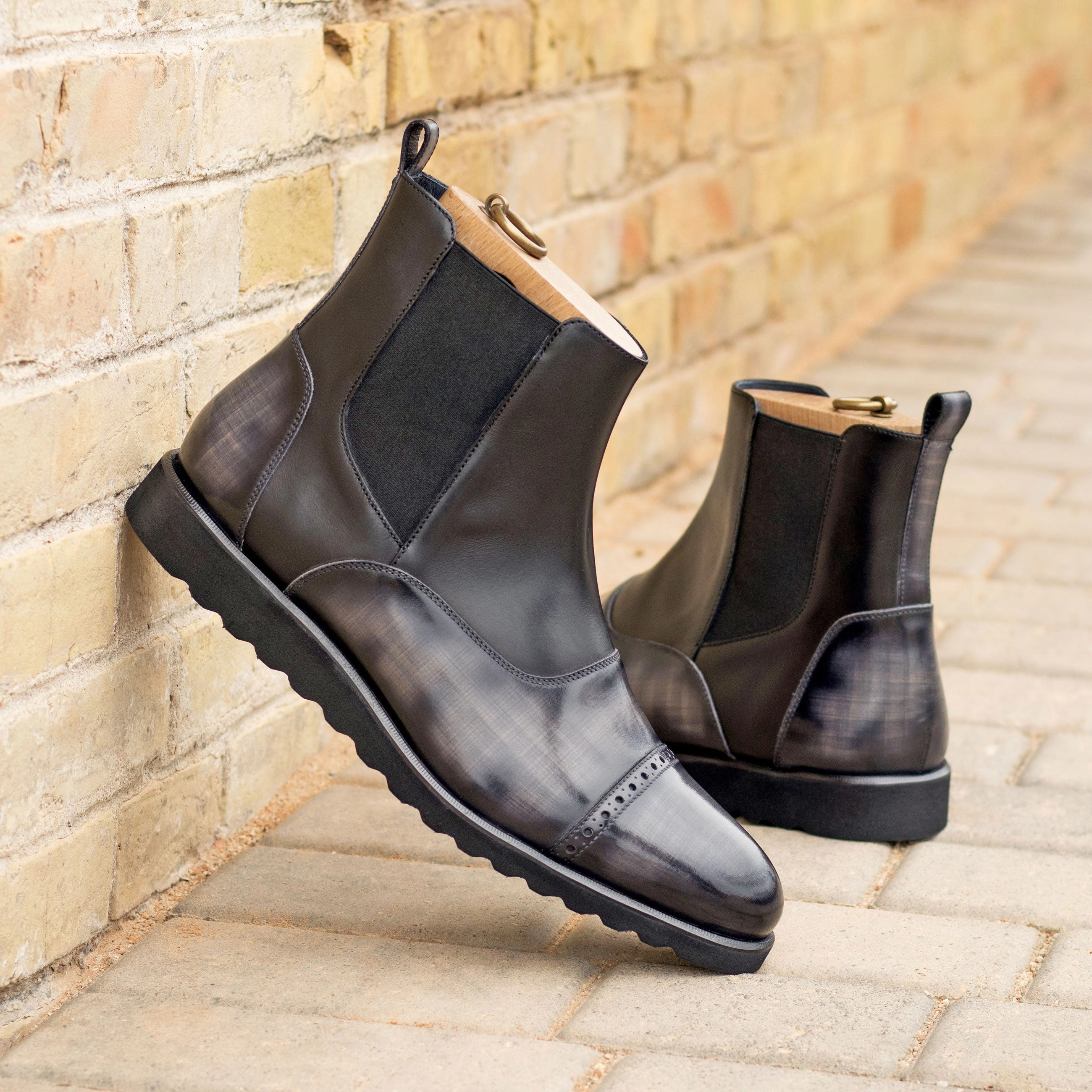 Black Calf & Grey Patina Chelsea Chunky Boots Step Assist