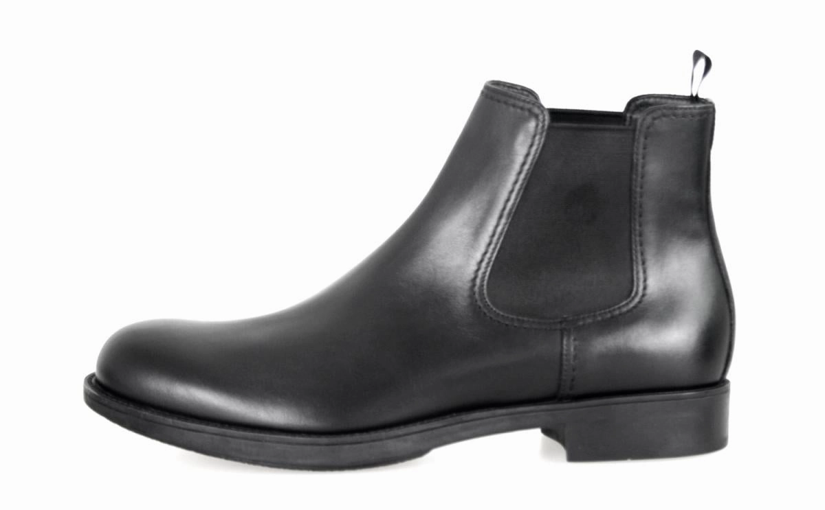 Everyday Pick Prada Men's Black welt-sewn Leather Half-Boot 2TE082