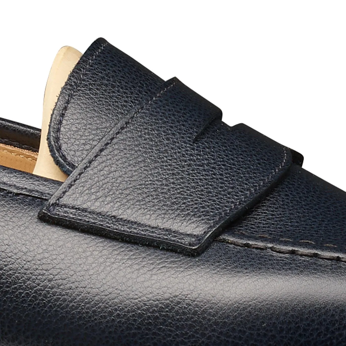 Boston Navy Cotswold Grain Open Concept