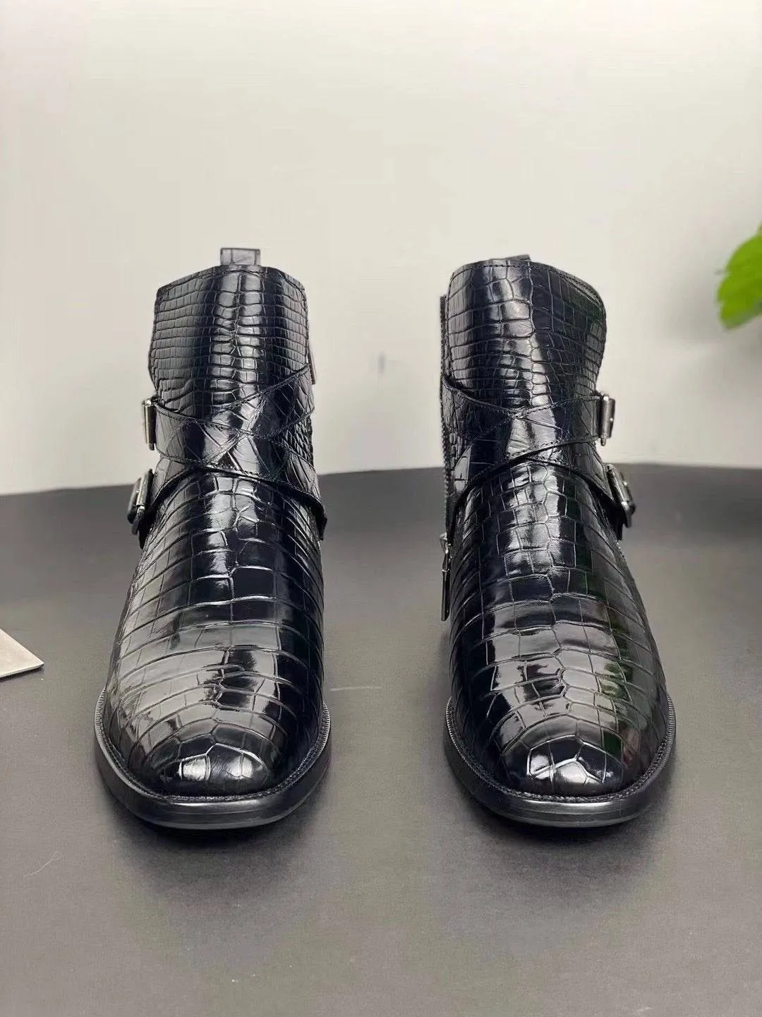 Crocodile Shoes Men's Crocodile Leather Lace-Up Boots Hidden Alley Casual Elegant Style