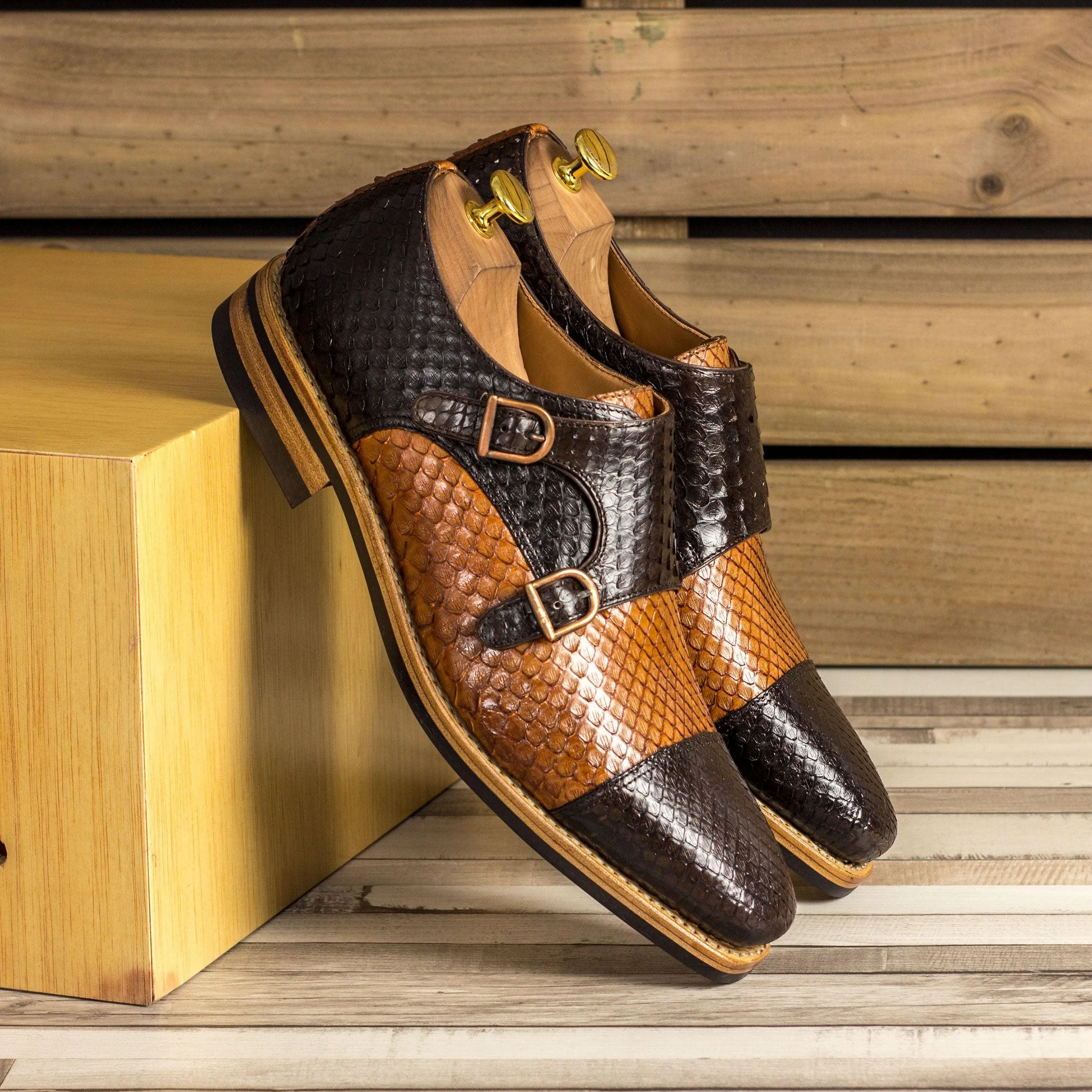 Center Shade Weekend Style Brown & Cognac Python Double Monk