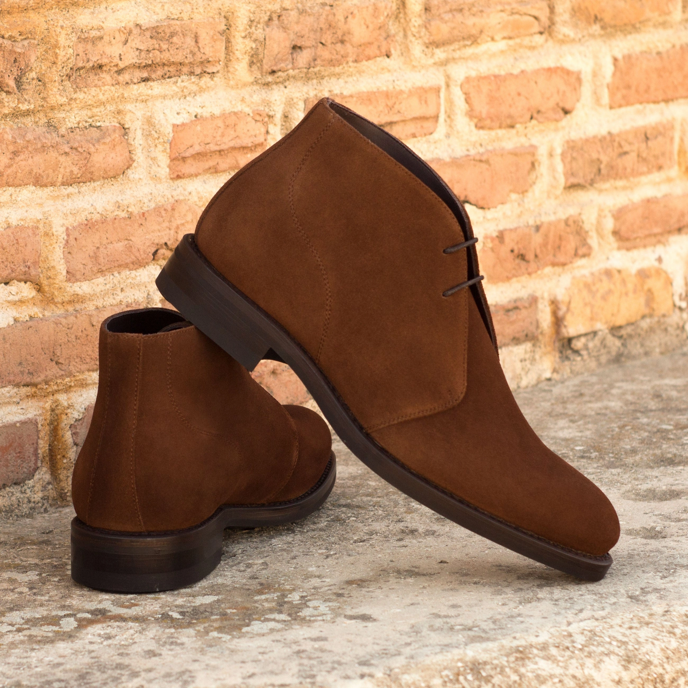 Weekend Vibe City Walk Brown Suede Chukka Boots
