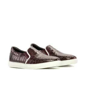 Seamless construction Comfortable Standing Burgundy Alligator Slip-On Sneakers