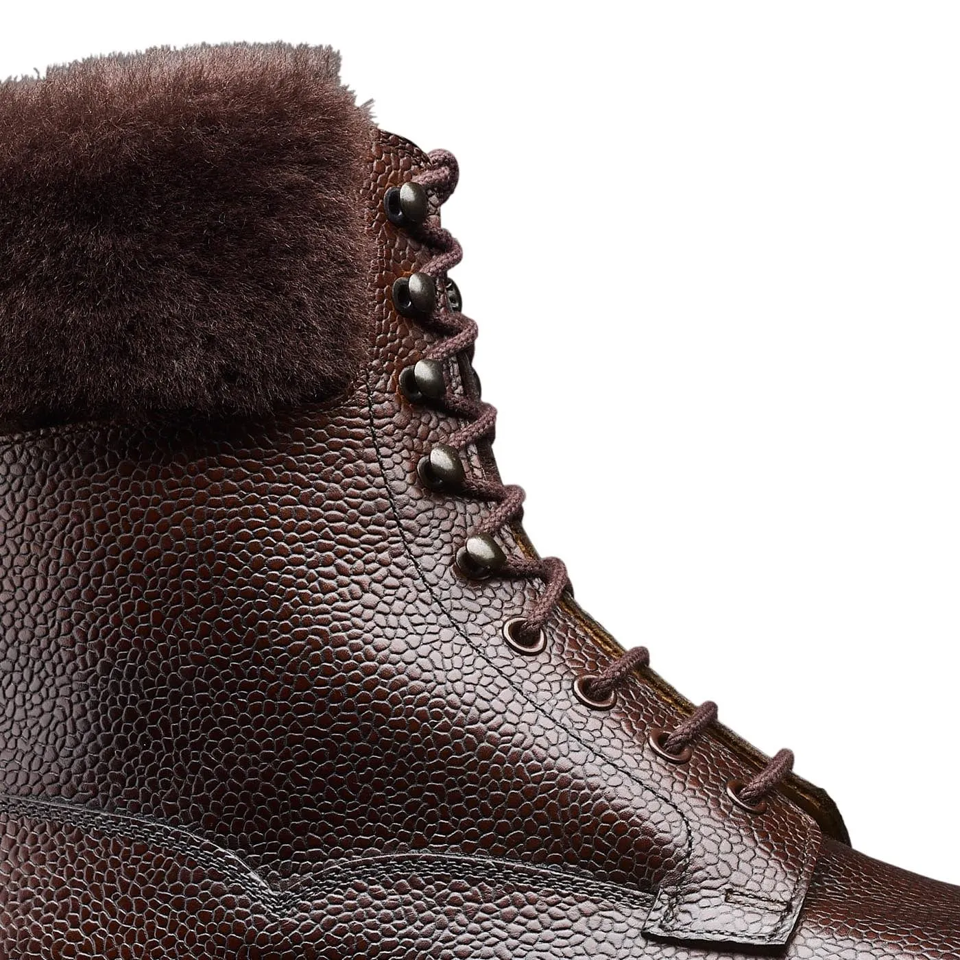 Travel Ready Glencoe Dark Brown Scotch Grain