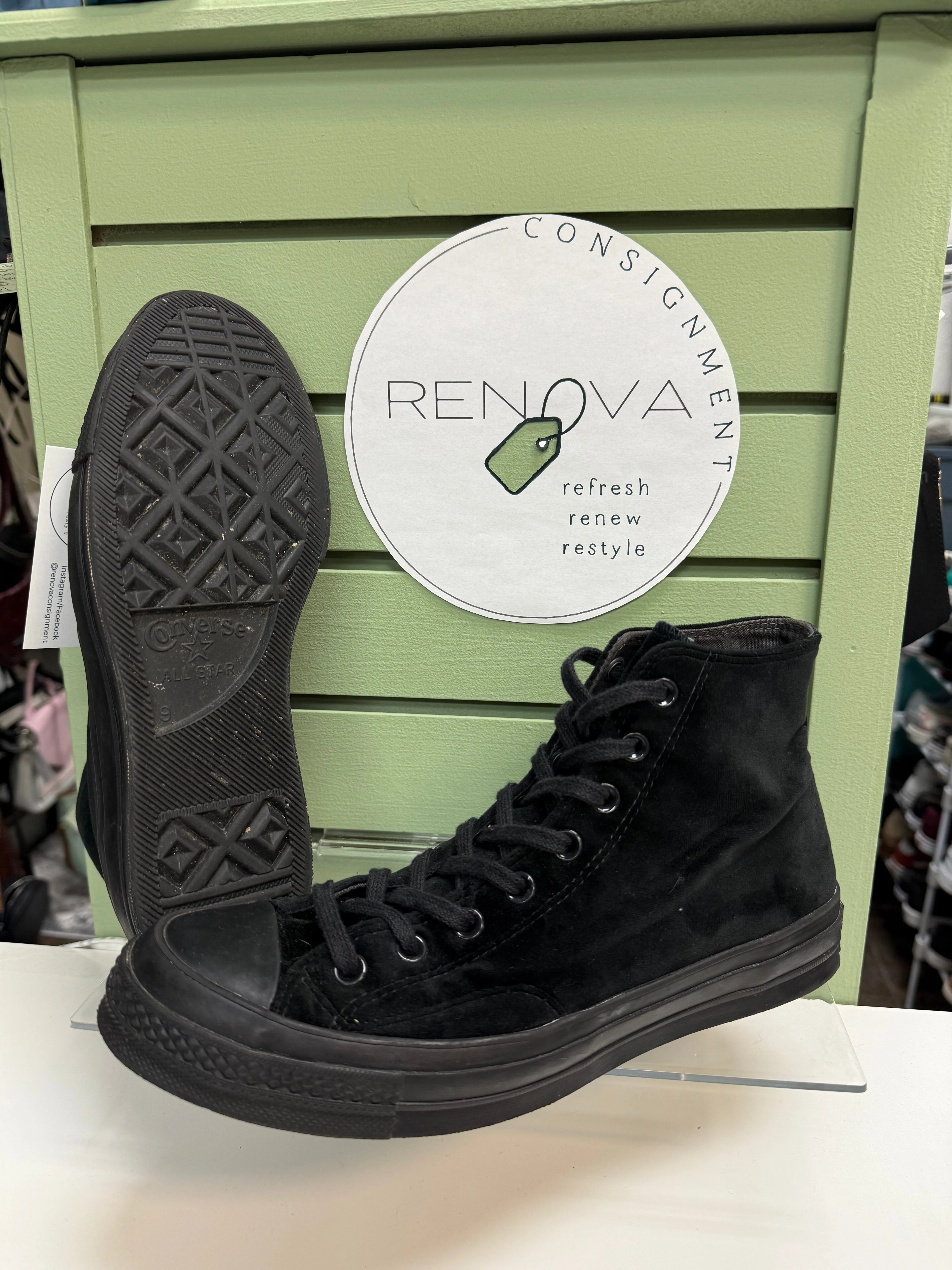 Converse Velvet Chuck Taylor High Top Sneakers (Mens 9/Womens 11) running shoes for half - marathons