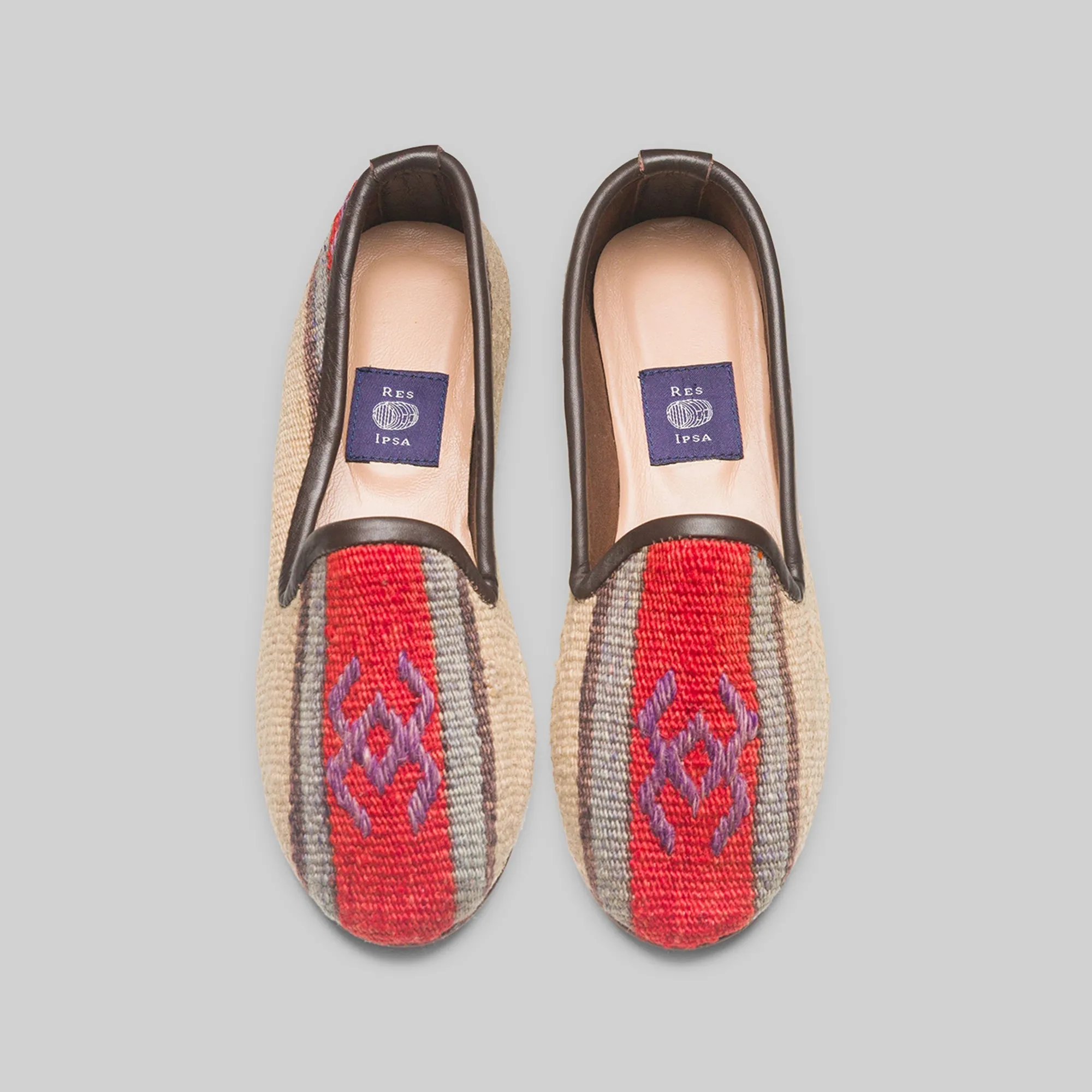 Women's Kilim Loafer Size 6 Ergonomic Design