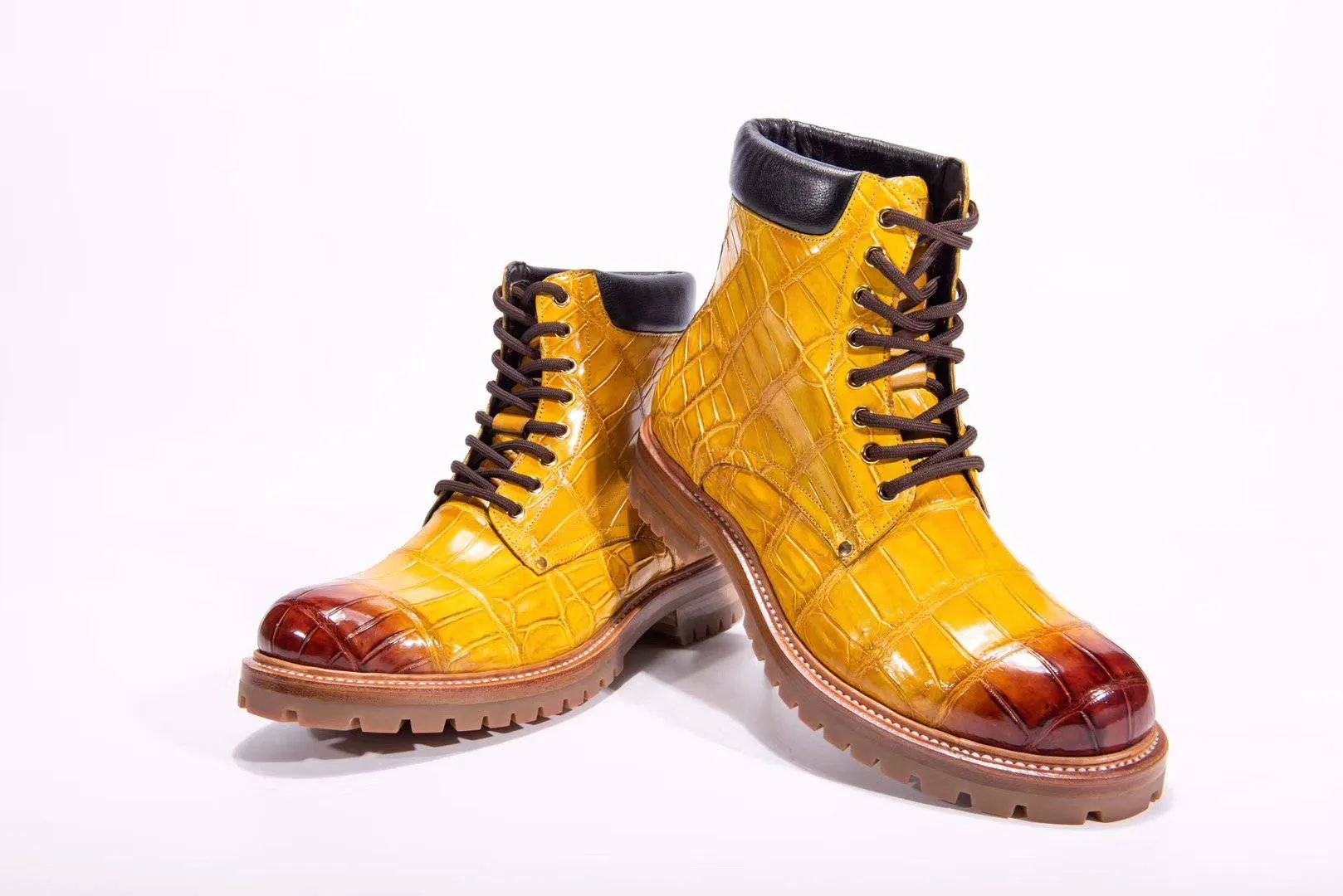 Timeless Footwear Love Step Crocodile Shoes Mens Boots Genuine Crocodile Skin Leather High-top Lace Up  Anti-Slip Boot