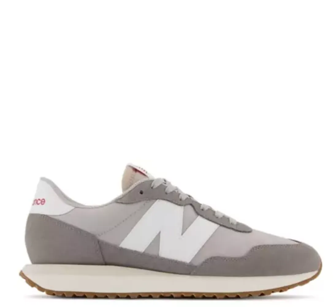 Ventilation holes Non Marking Sole Men's 237