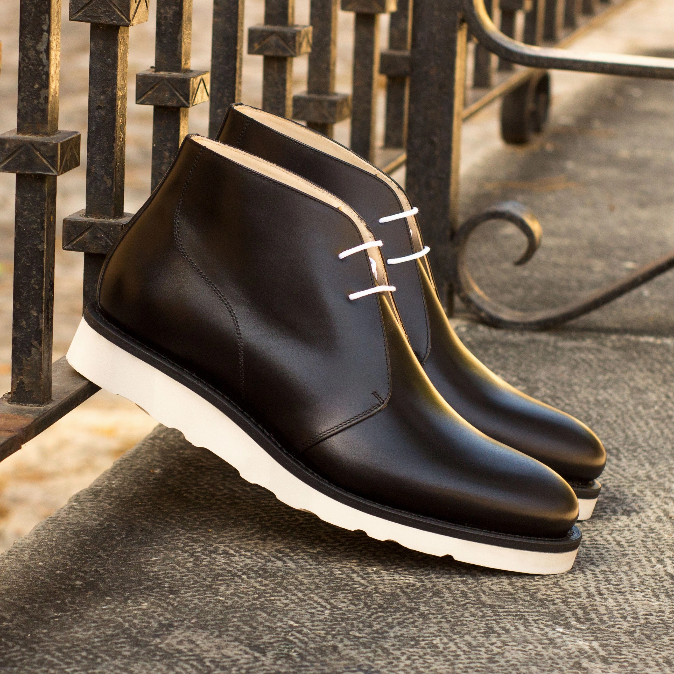 Smart Casual Look Black Calf Leather Chukka Boots