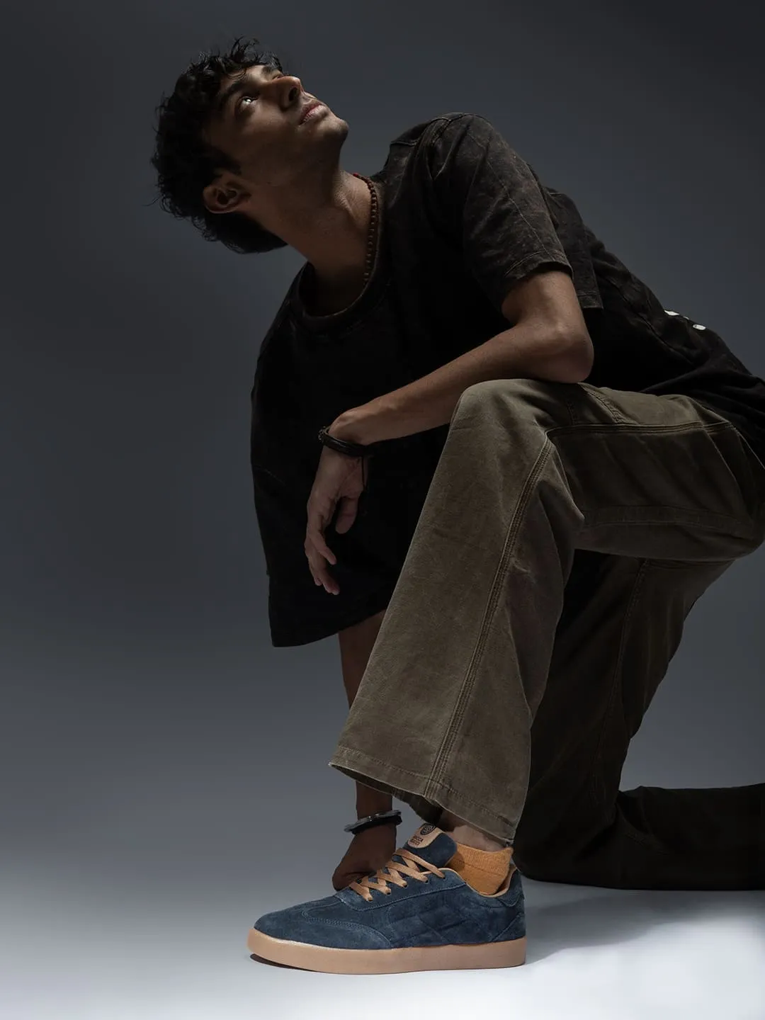 running in a mountain range shoes Bacca Bucci Fresco ?C Suede Low-Top Sneakers for the Urban Nomad