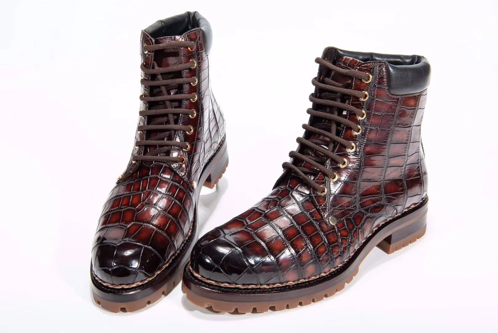 Lightweight Step Versatile Crocodile Shoes Crocodile Leather Rivet Square Toe Lace Up Boots