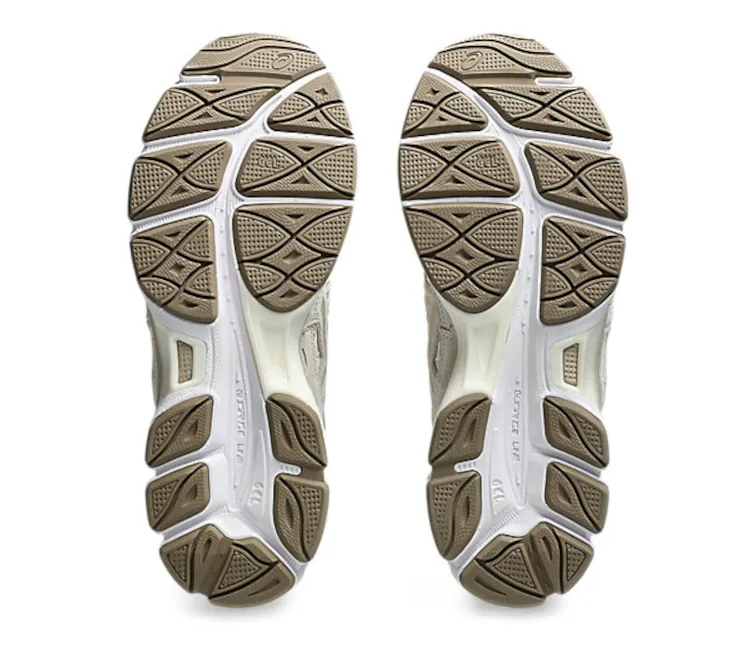 Men's Asics Gel NYC (White/Cream) running for a way to stay centered running in the morning shoes