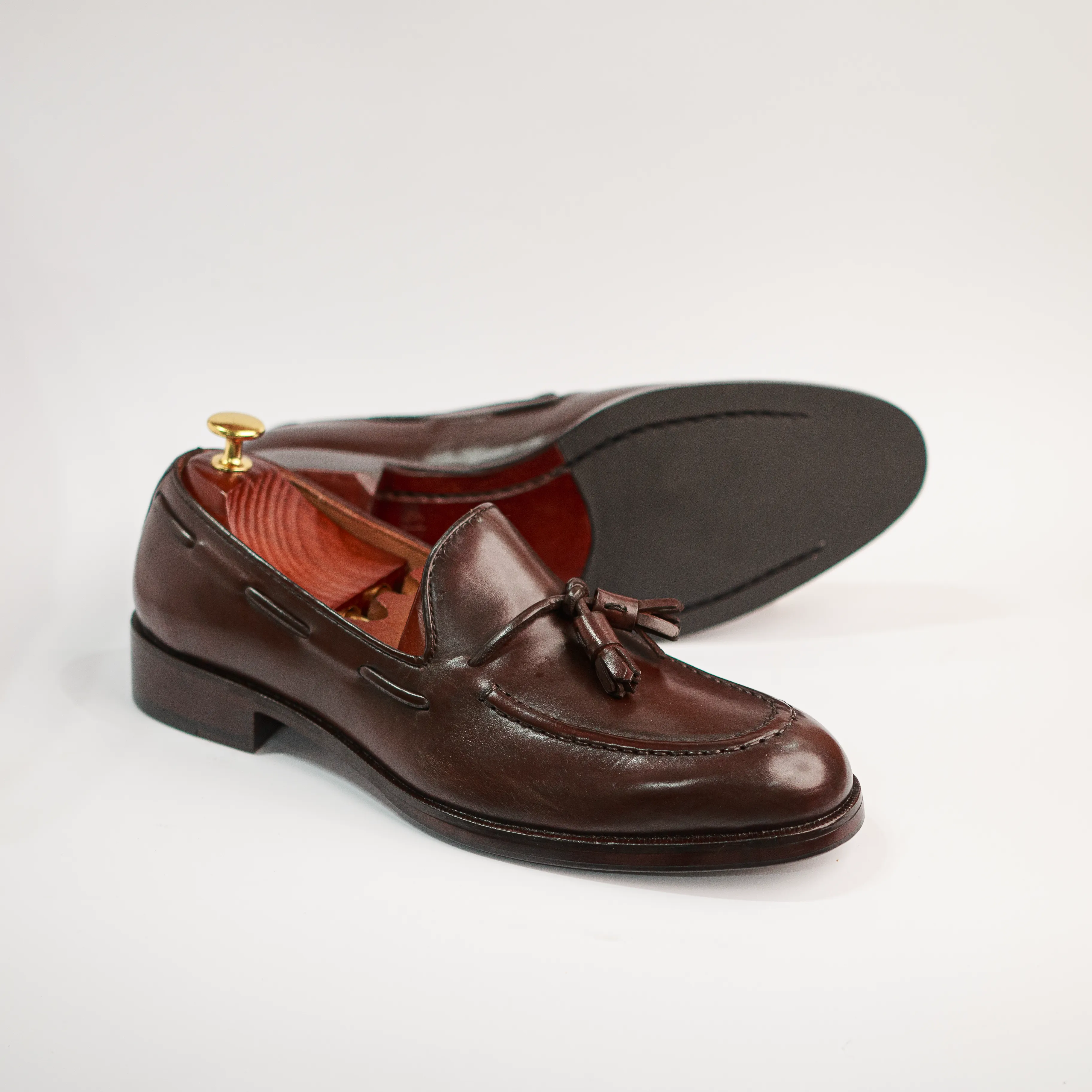 Hampton - Dark Brown Dress Code