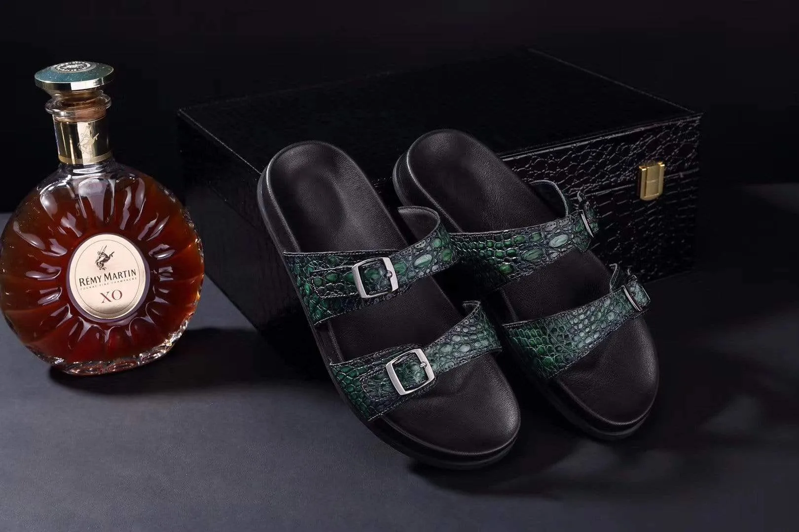 Field Mood Crocodile Shoes Crocodile Leather Sandals Vintage  Dark Green