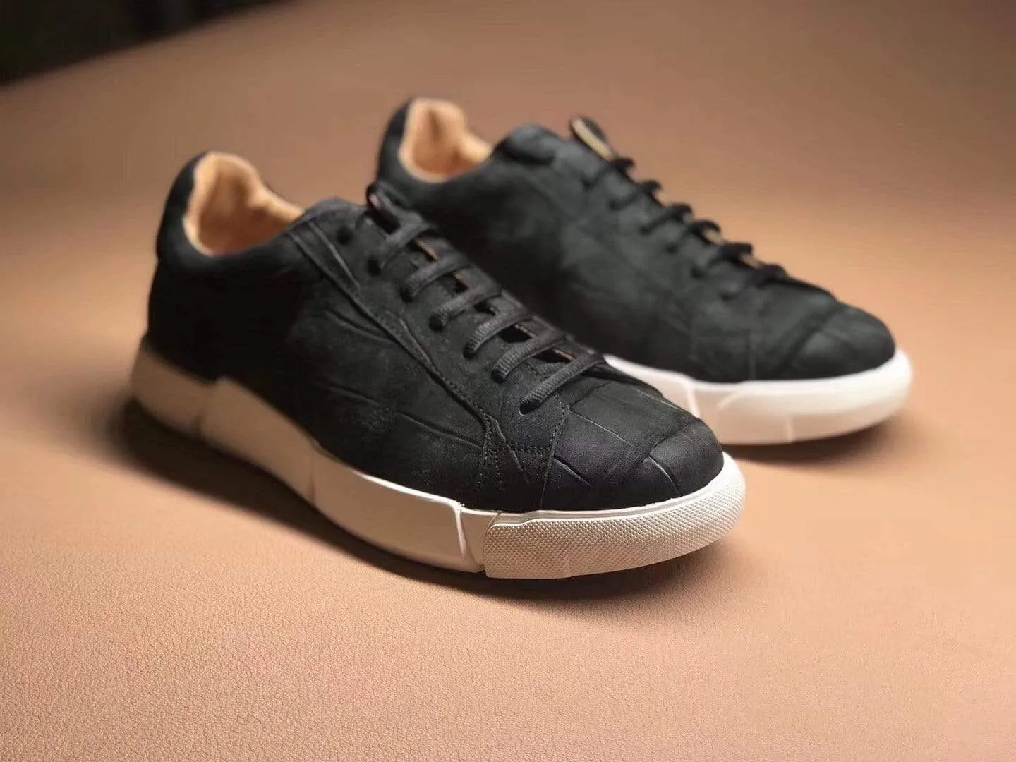 Bridge Path Crocodile Shoes Genuine Crocodile Leather Sport Fashion Leather Sneaker Shoes