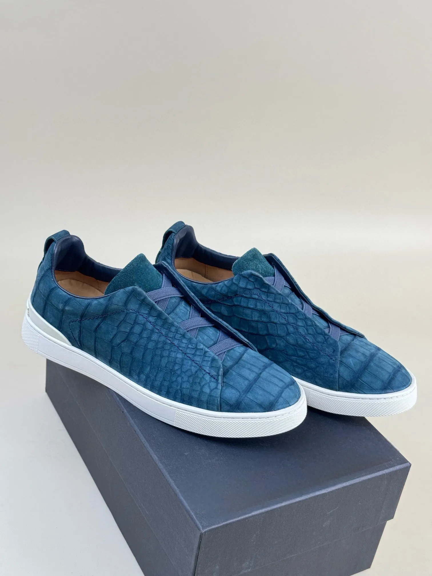 Crocodile Shoes  Nubuck Genuine Crocodile Skin Leather Sneakers Blue Living Ease