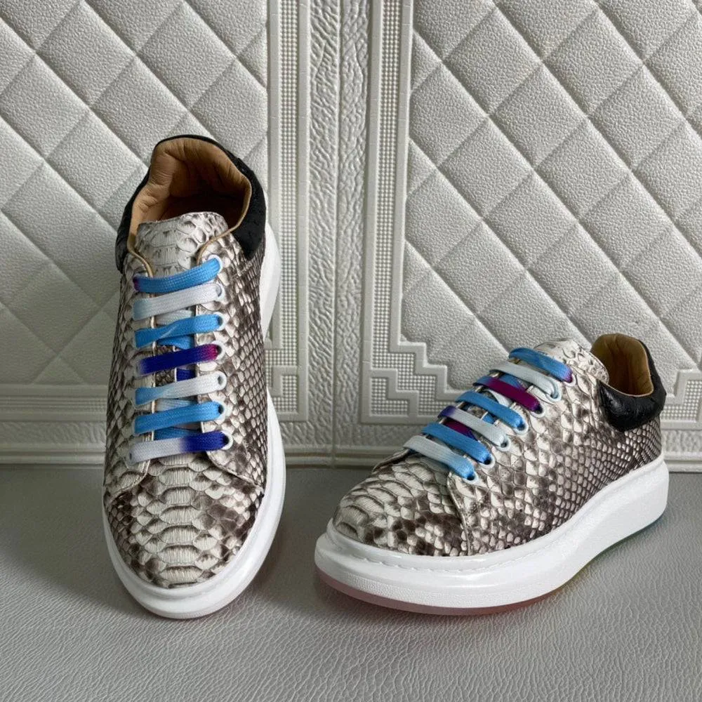 Crocodile Shoes Python Leather Fashion White Shoes Womens Height Increase Sneakers Casual Shoes Female Travel Footwear Soft Soles Simple Elegance