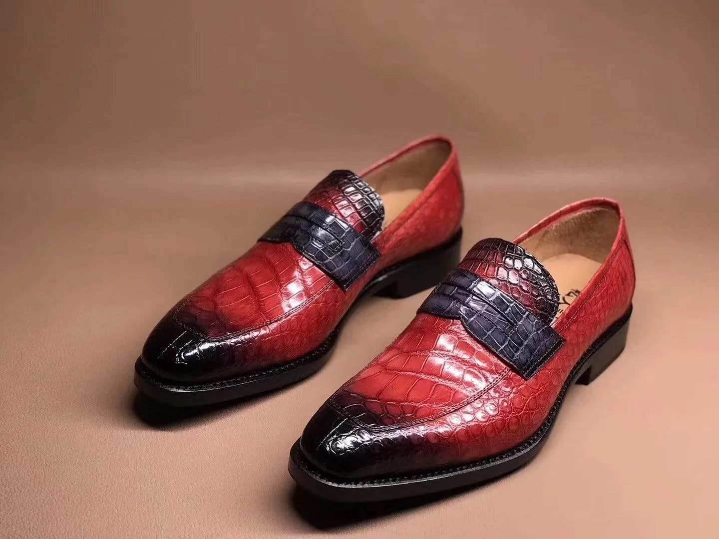 Crocodile Shoes Red Men's Crocodile Leather Loafers,Slip-Ons Diving Shoes, Penny Loafers Shoes Kind Glow Cushioned Walk