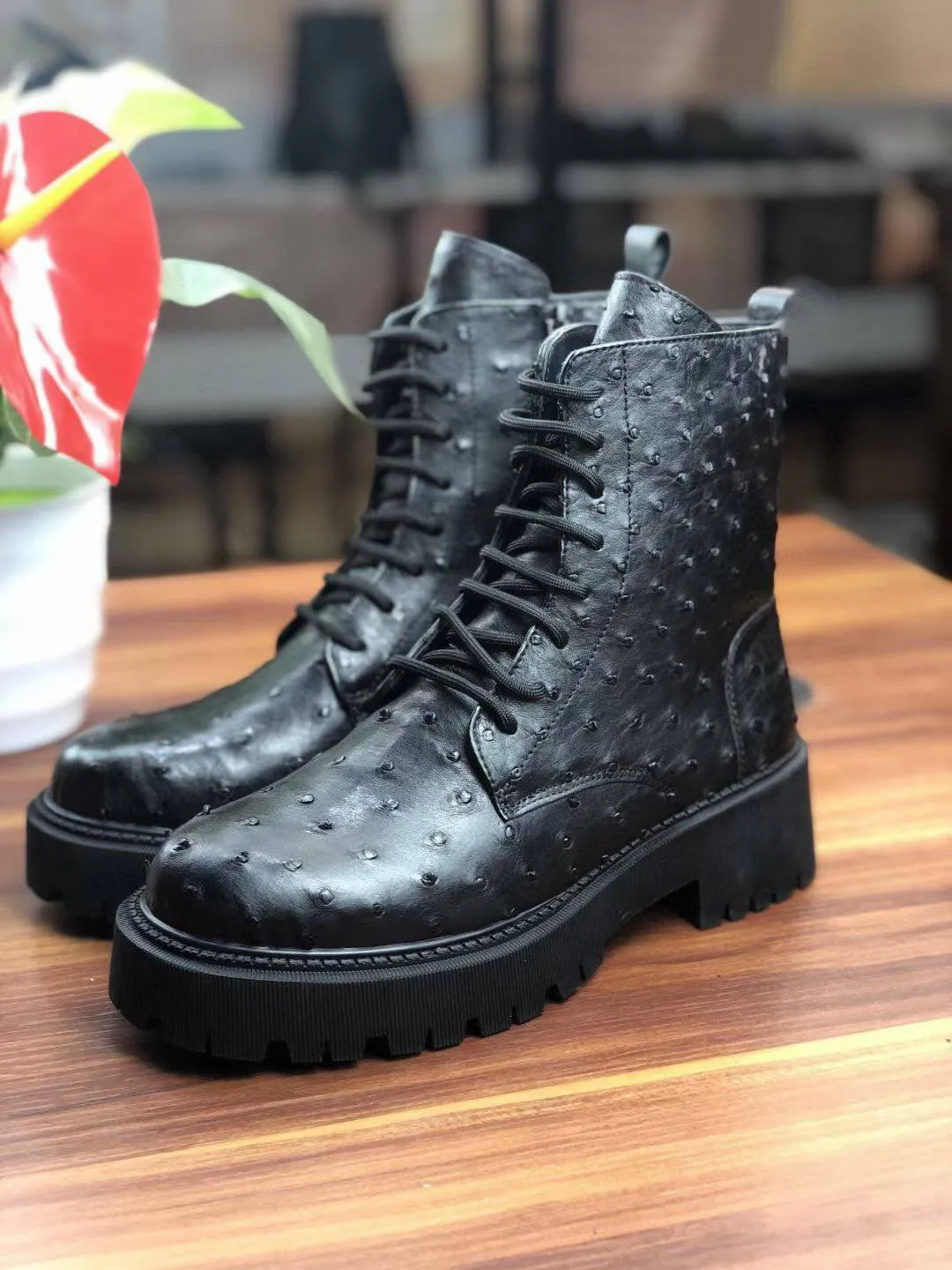 Flower Walk Cloud Soft Crocodile Shoes Women's Ostrich Leather Parker Combat Boots Black