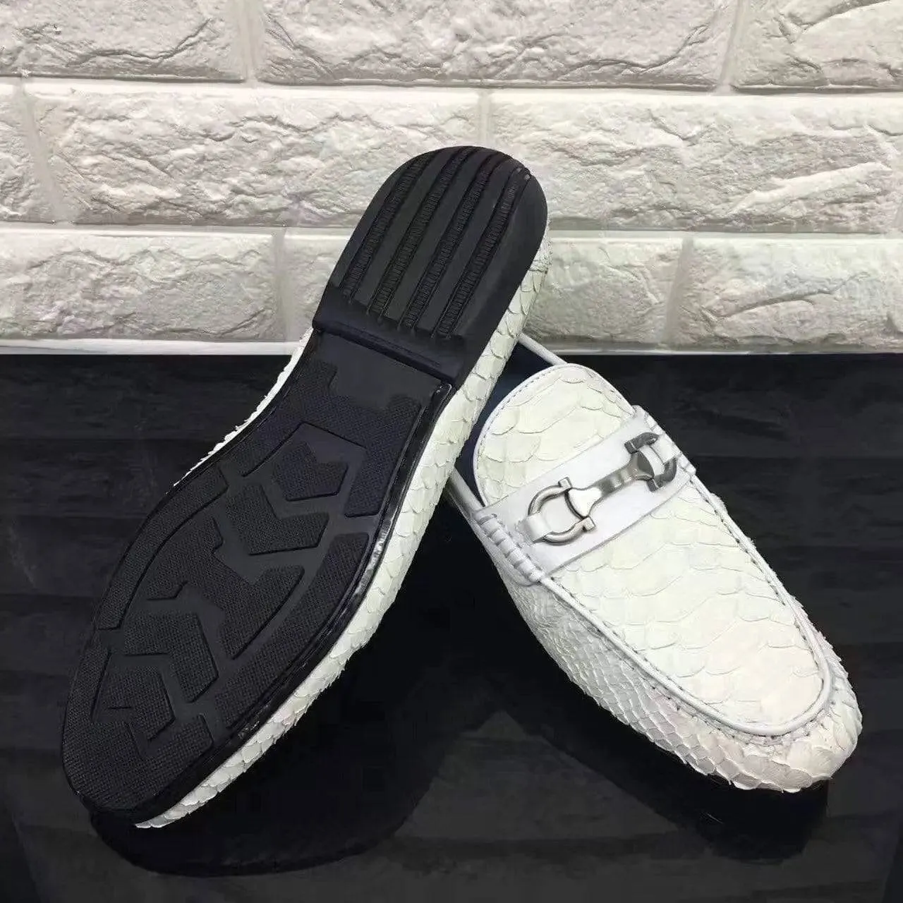 Crocodile Shoes Women's Silver Buckle Python Leather Casual Dress Slip-On Loafer Shoes Supportive Design Flats Friends Meet