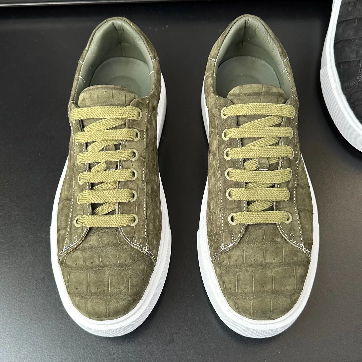 Crocodile Sneakers , Nubuck Genuine Crocodile Leather Sneakers green Stylish Padding
