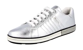 Prada Women's Silver Leather Diagramme Sneaker 1E886L Cooling system