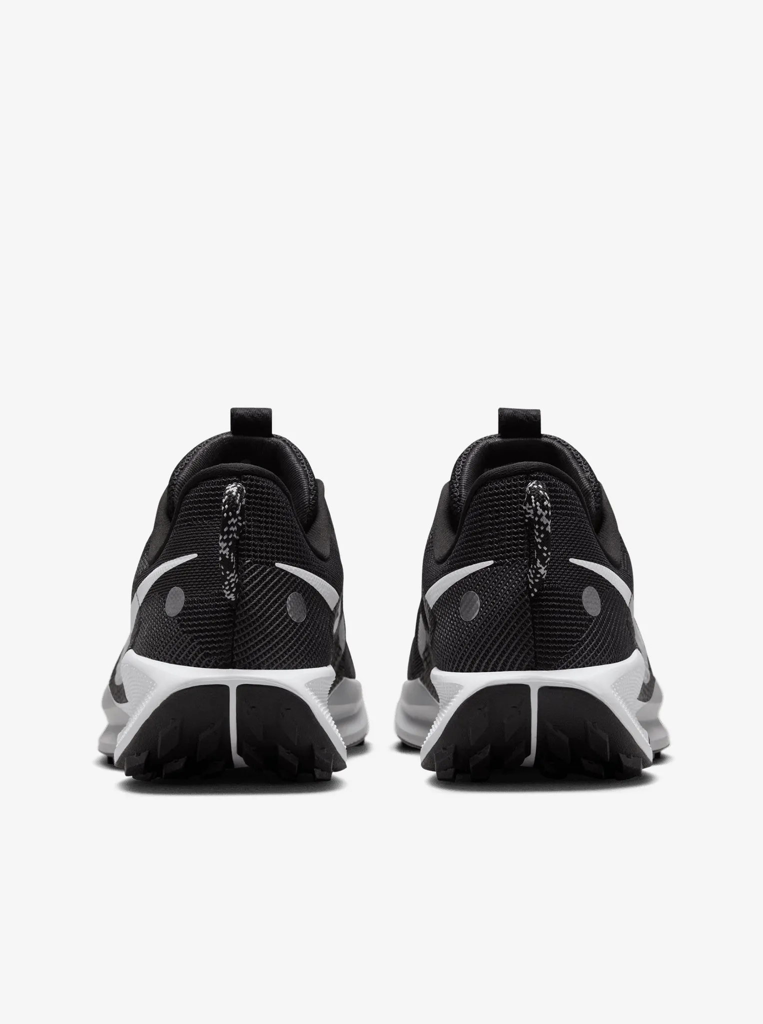 anaerobic exercise shoes Daily Comfort Pegasus Trail 5 Womens