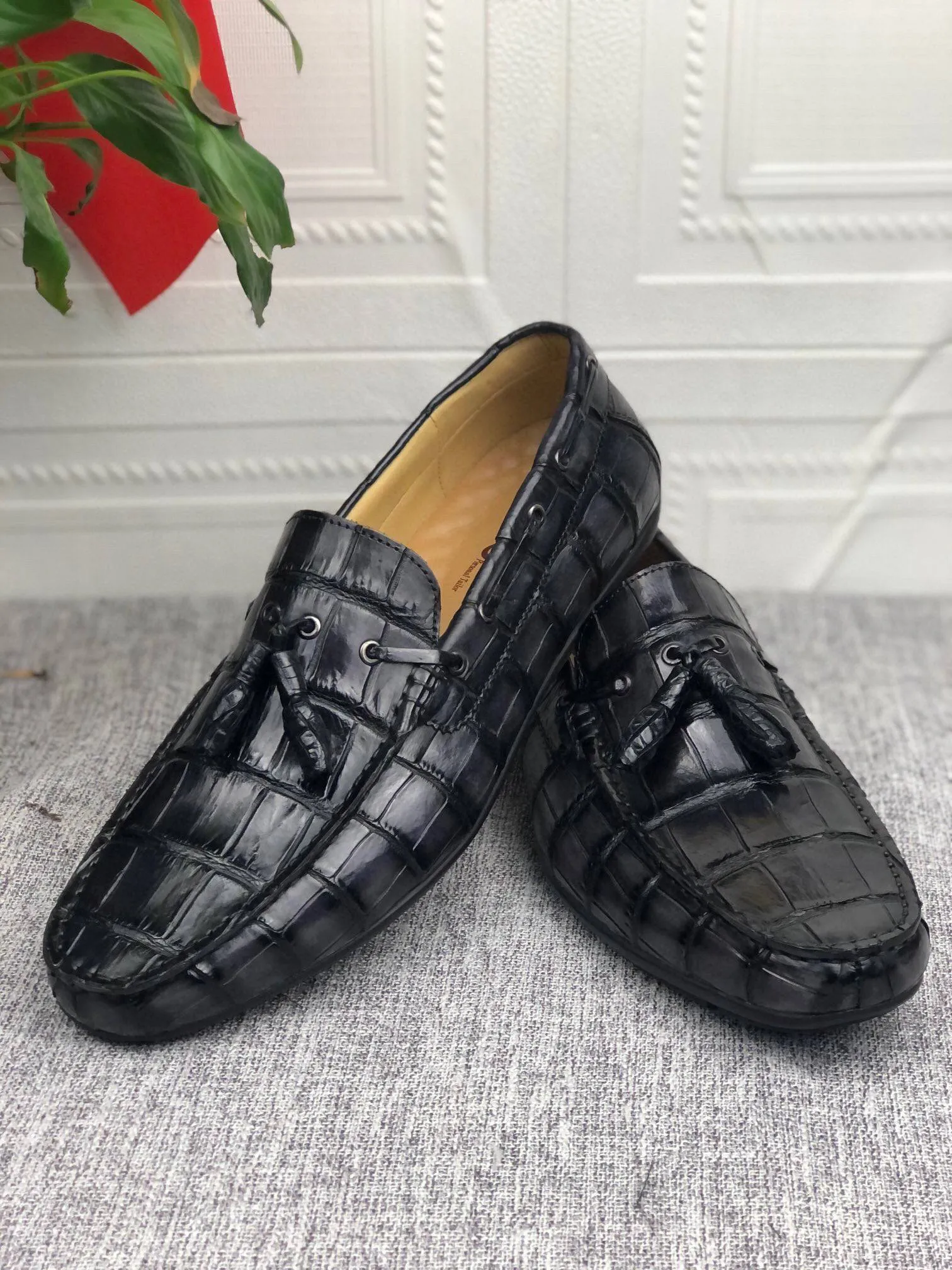 Crocodile Shoes Crocodile  Leather Shoes Mens Slip-On Driving Loafer Shoes With Tassle Vintage Dark Grey Brunch Look