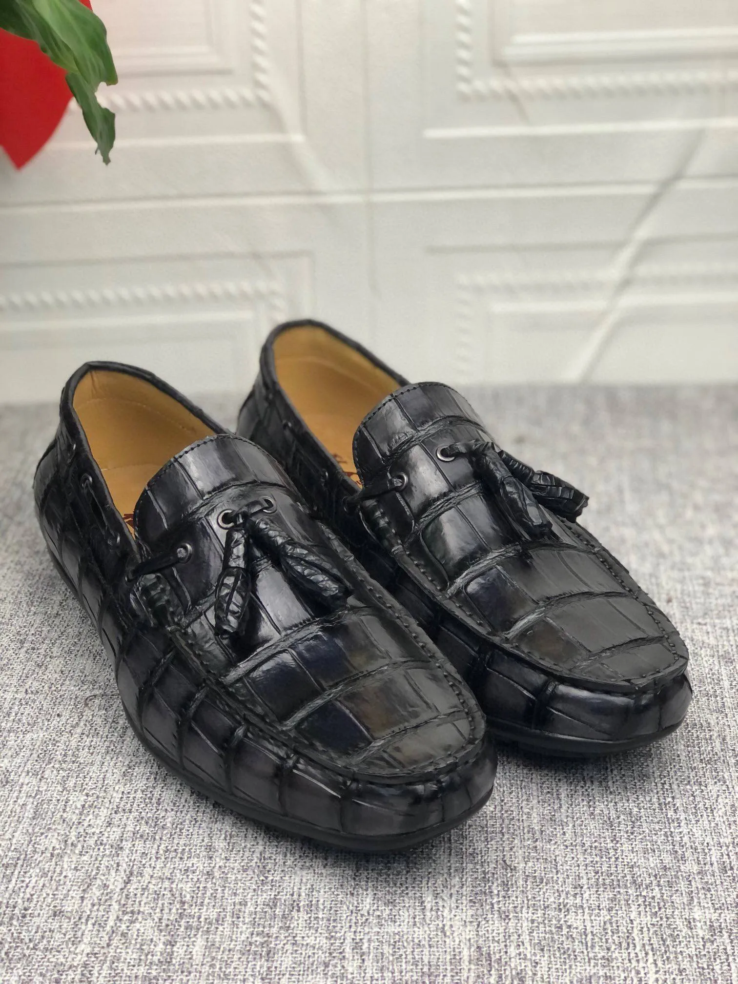 Crocodile Shoes Crocodile  Leather Shoes Mens Slip-On Driving Loafer Shoes With Tassle Vintage Dark Grey Look View