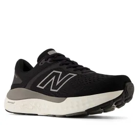 Flexible Grip Mens New Balance Made in USA 1540v4 in Black/White