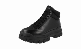 Chic Comfort Prada Men's Black Leather Half-Boot 2TG155