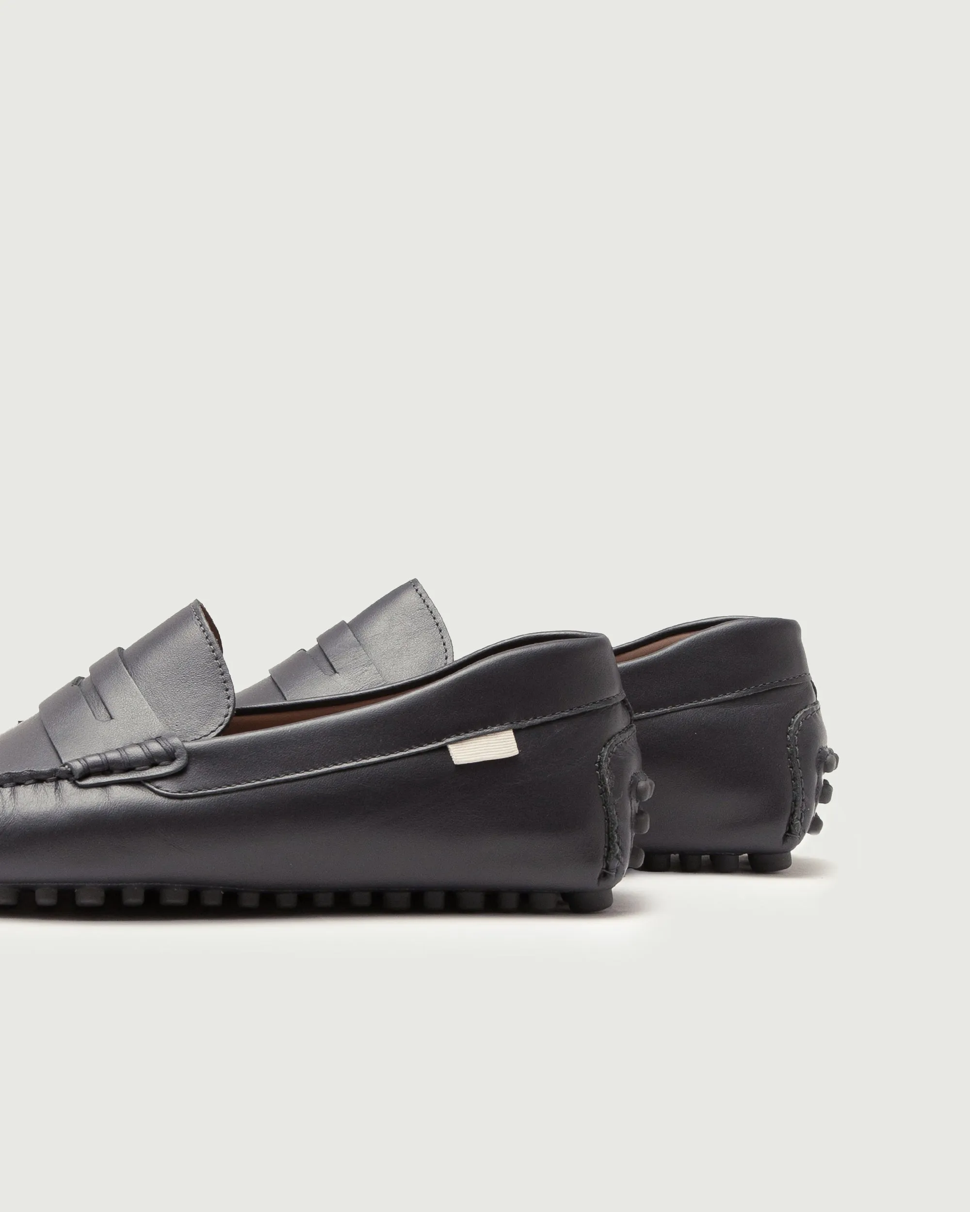 Driver | Charcoal Leather Guard Steps